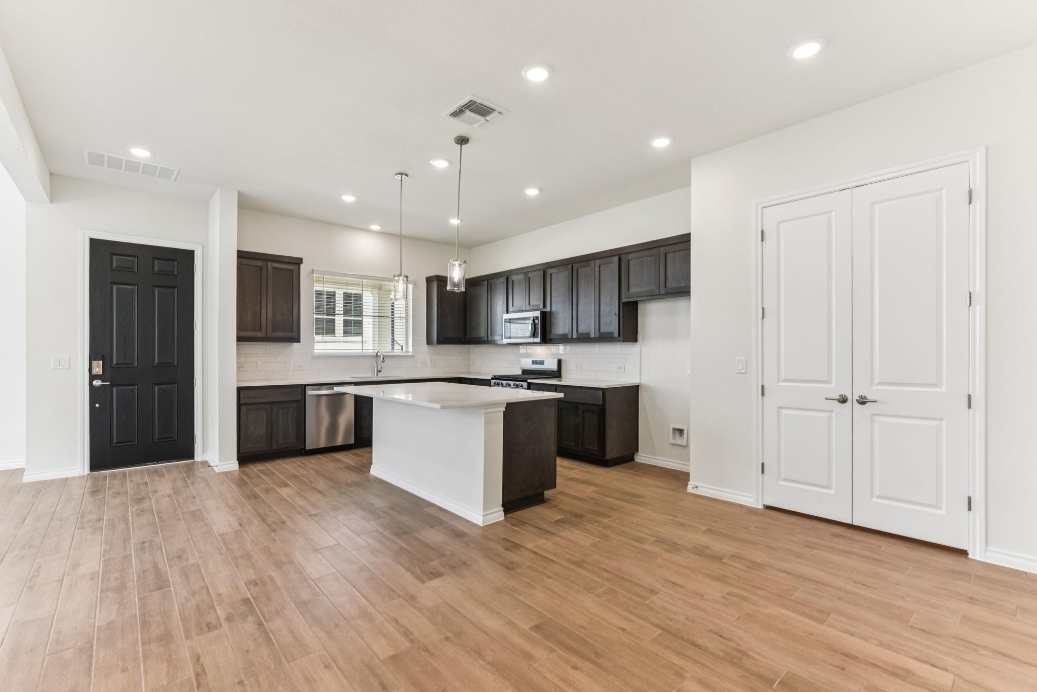 104 Maceo Way #102 photo 7