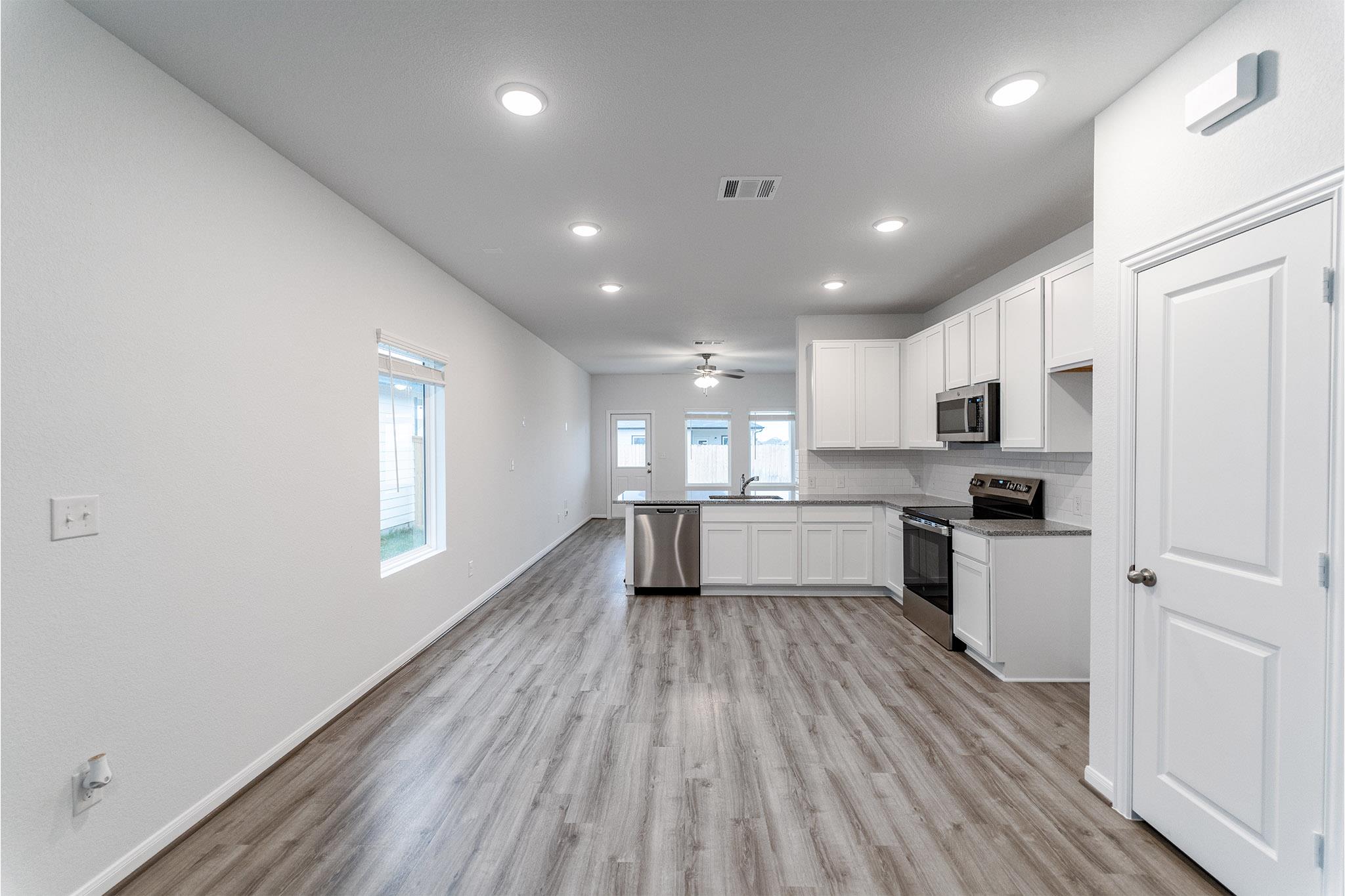 729 Barbary Coast Ln photo 3