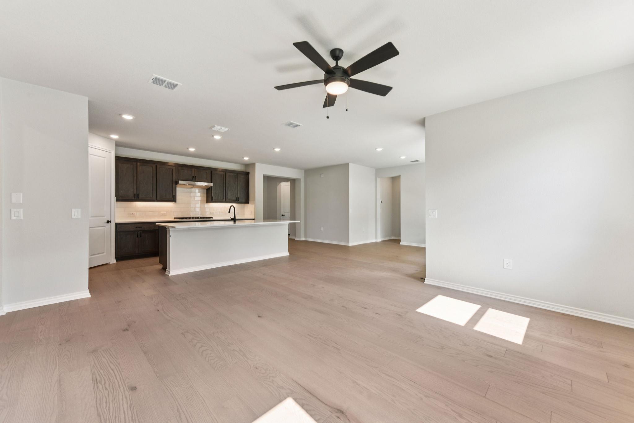 127 Antoinette Way photo 10
