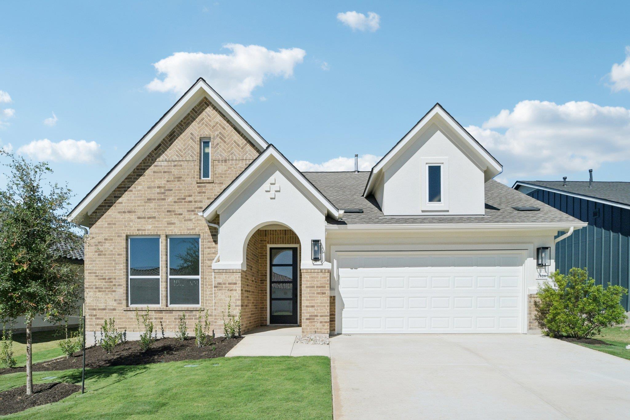 1528 Dancing Oak Ln