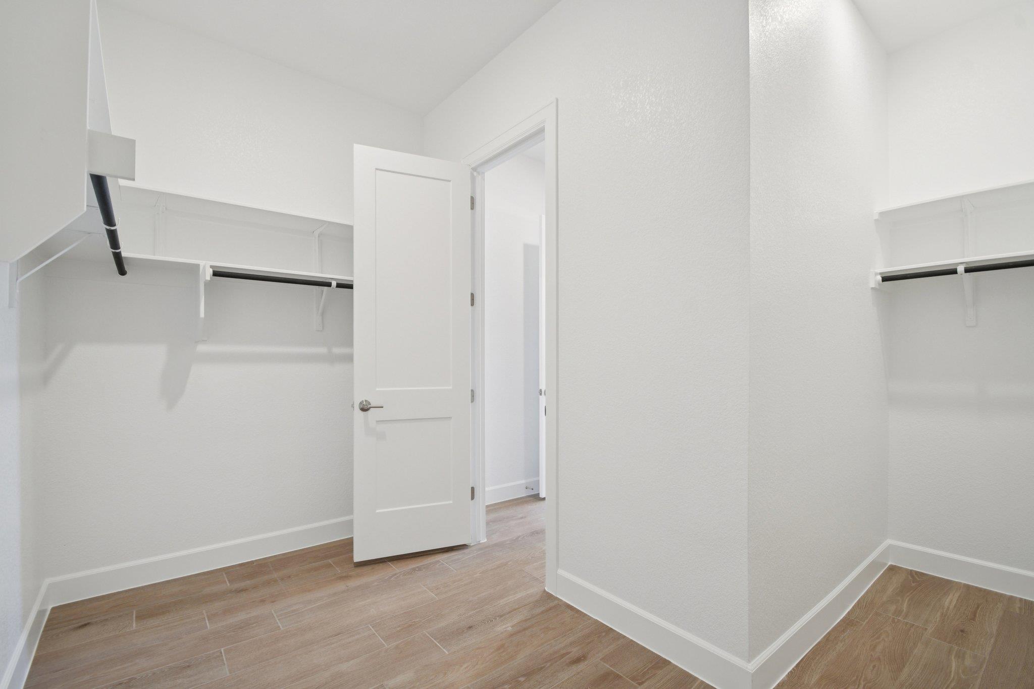 1528 Dancing Oak Ln photo 9