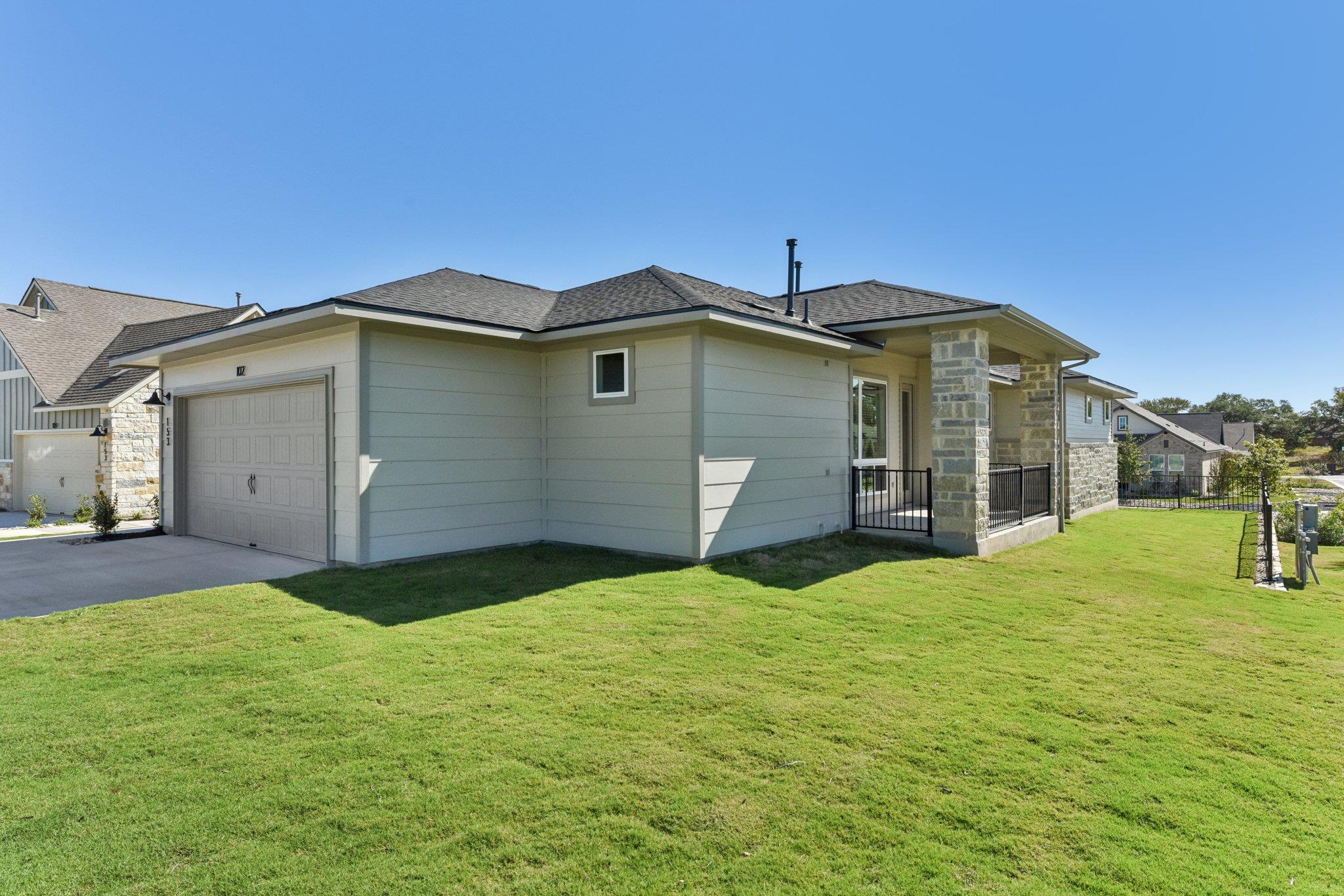 153 Antoinette Way #102