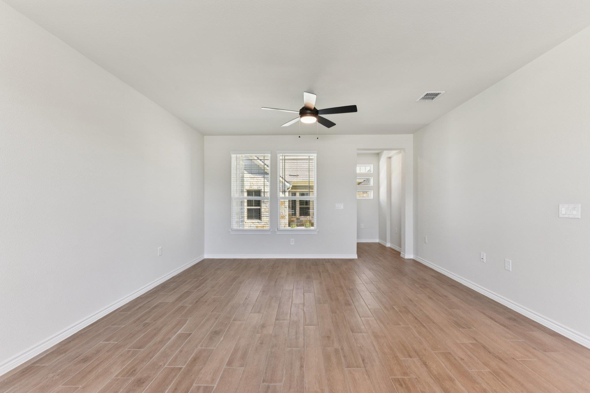 153 Antoinette Way #102 photo 4
