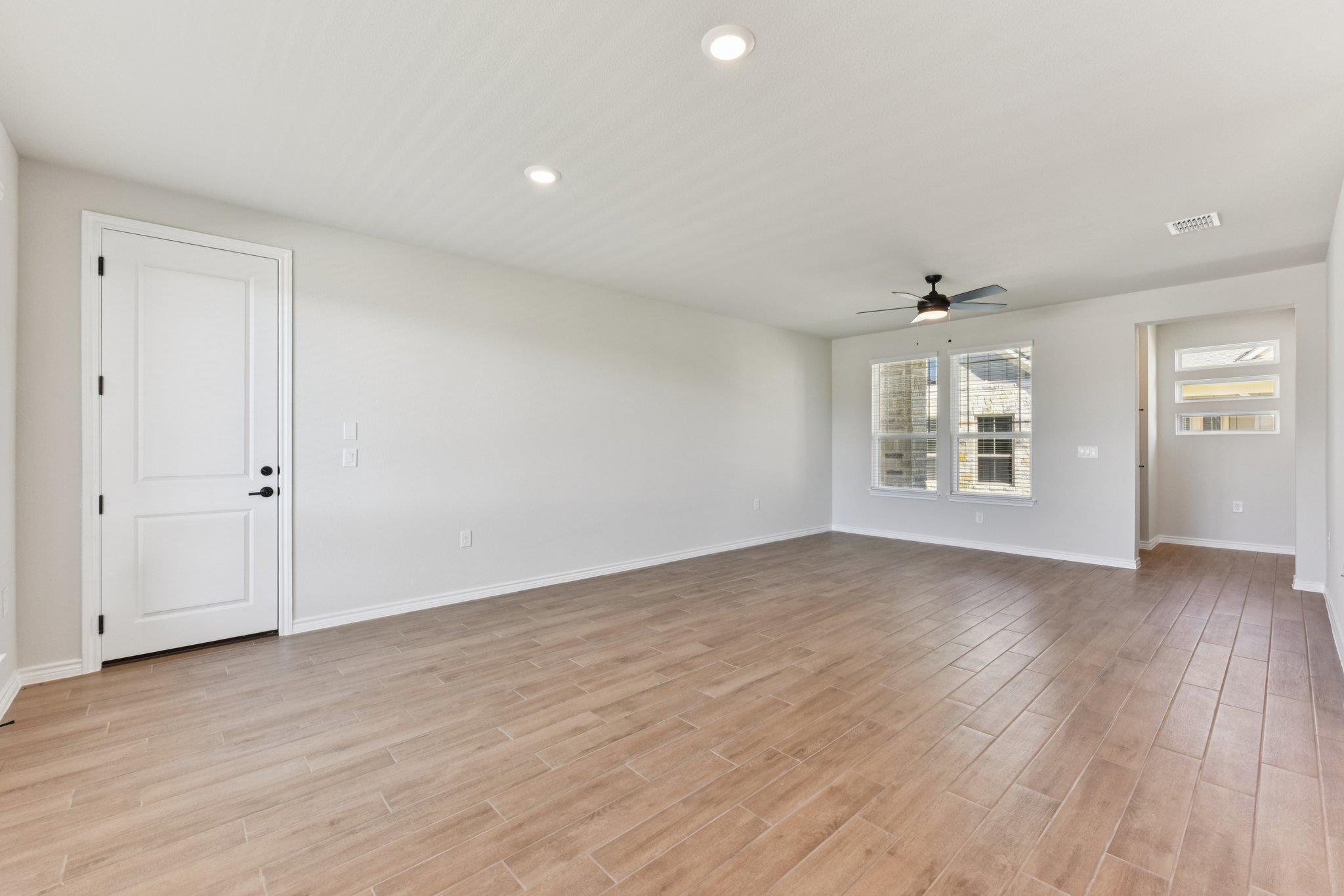 153 Antoinette Way #102 photo 5