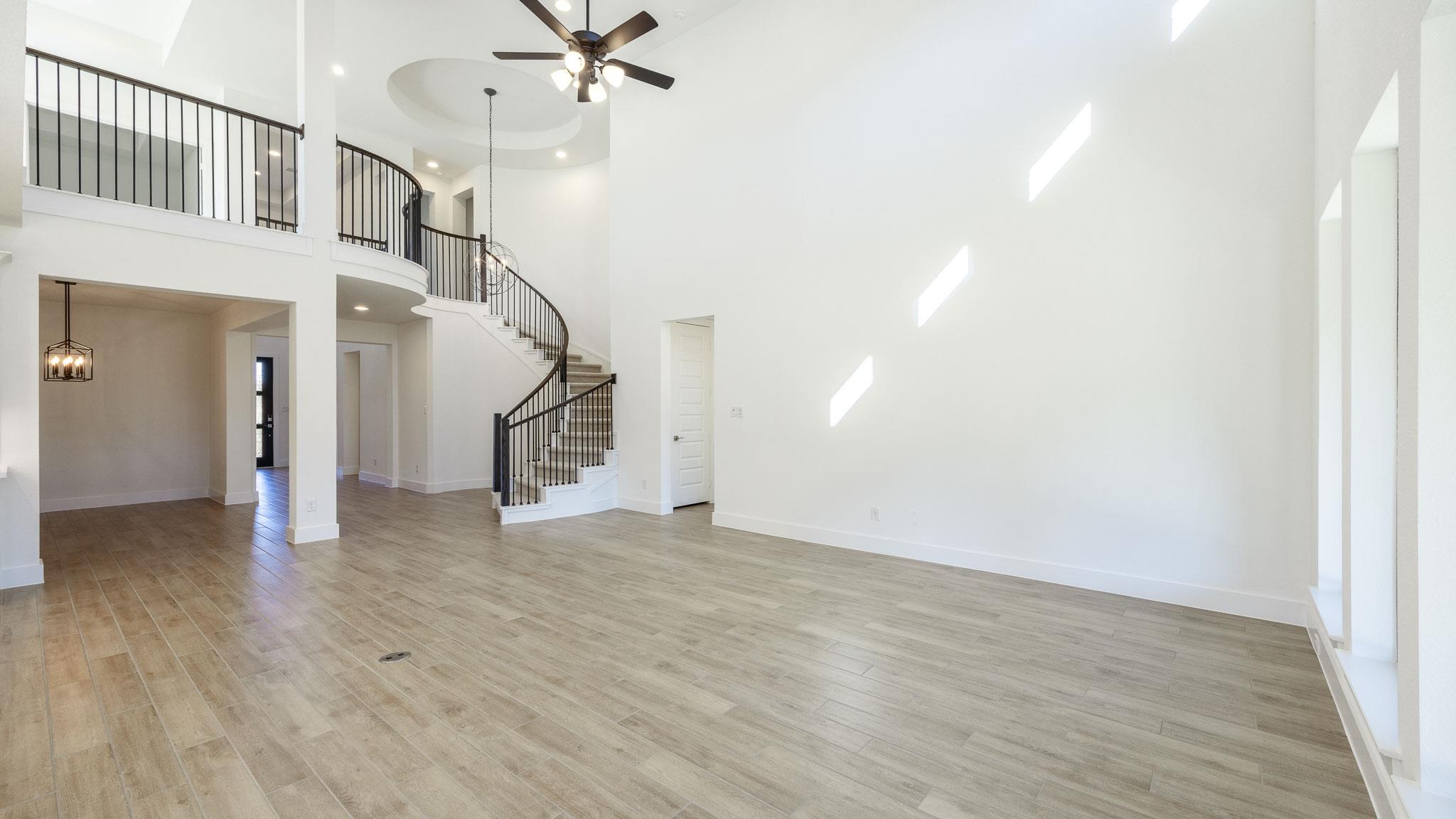1332 White Daisy Ln photo 4