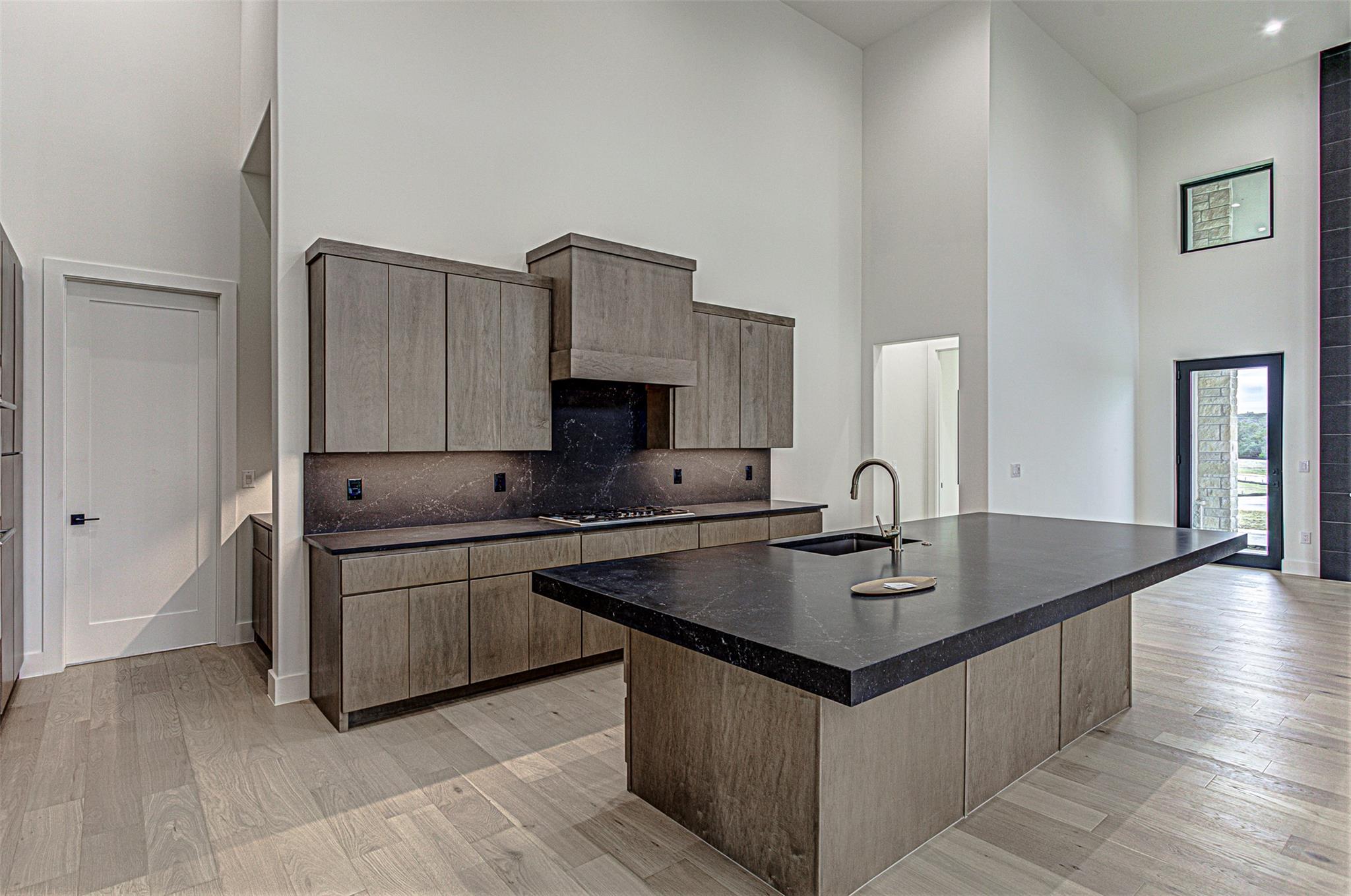 101 Manciano Dr photo 6