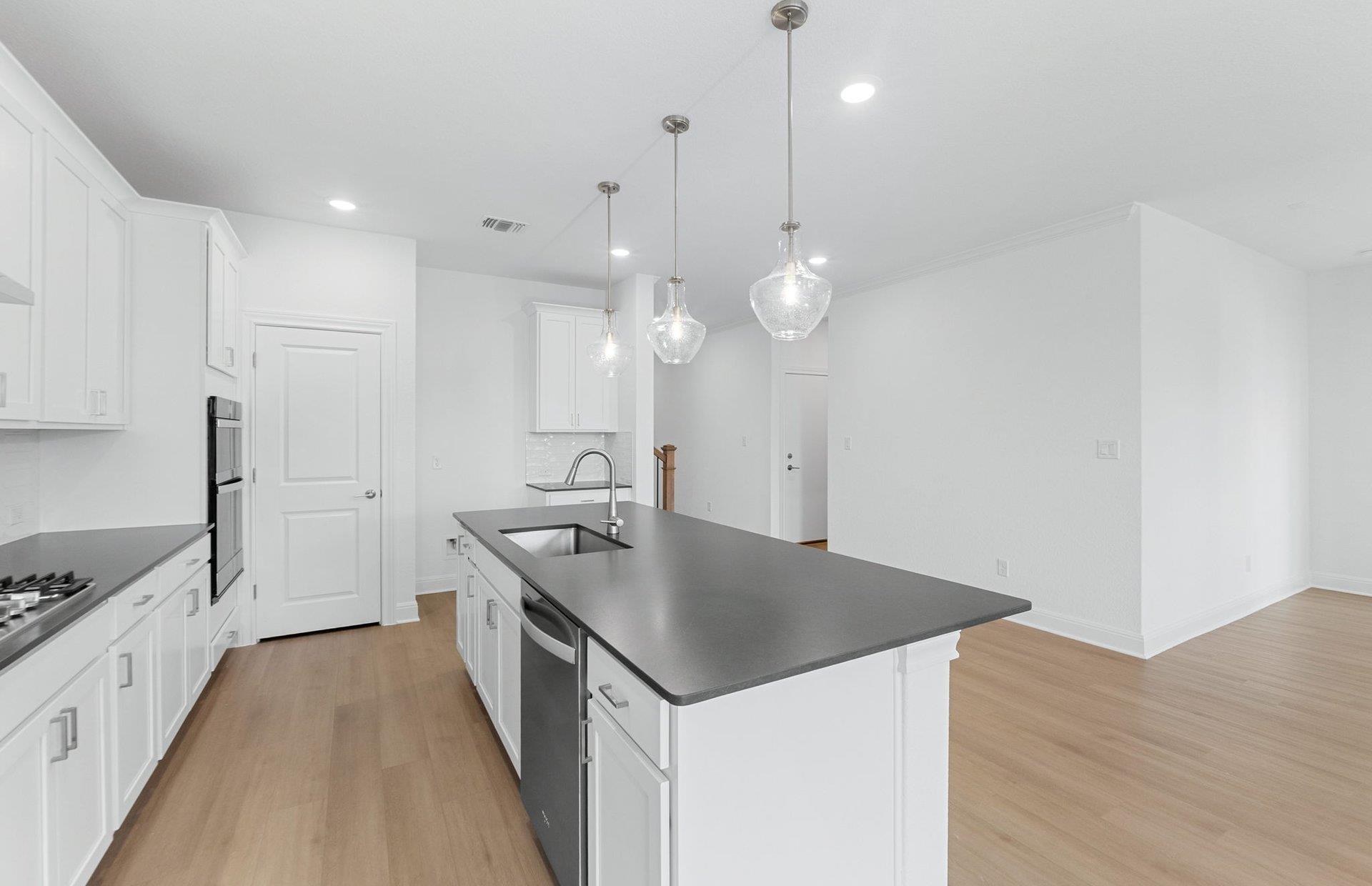 317 Bristlecone Bnd photo 8