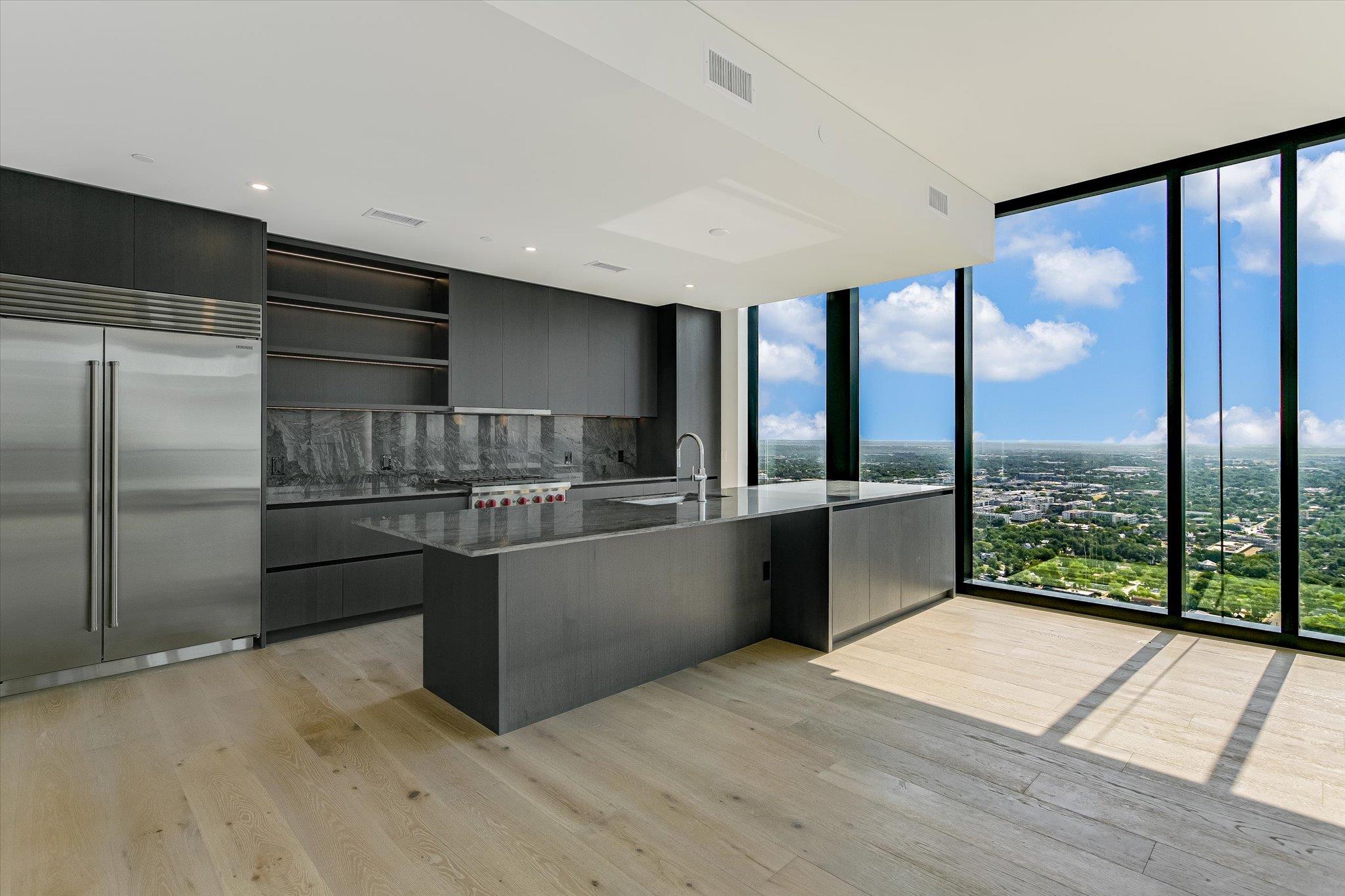 610 Davis St #3801 photo 4