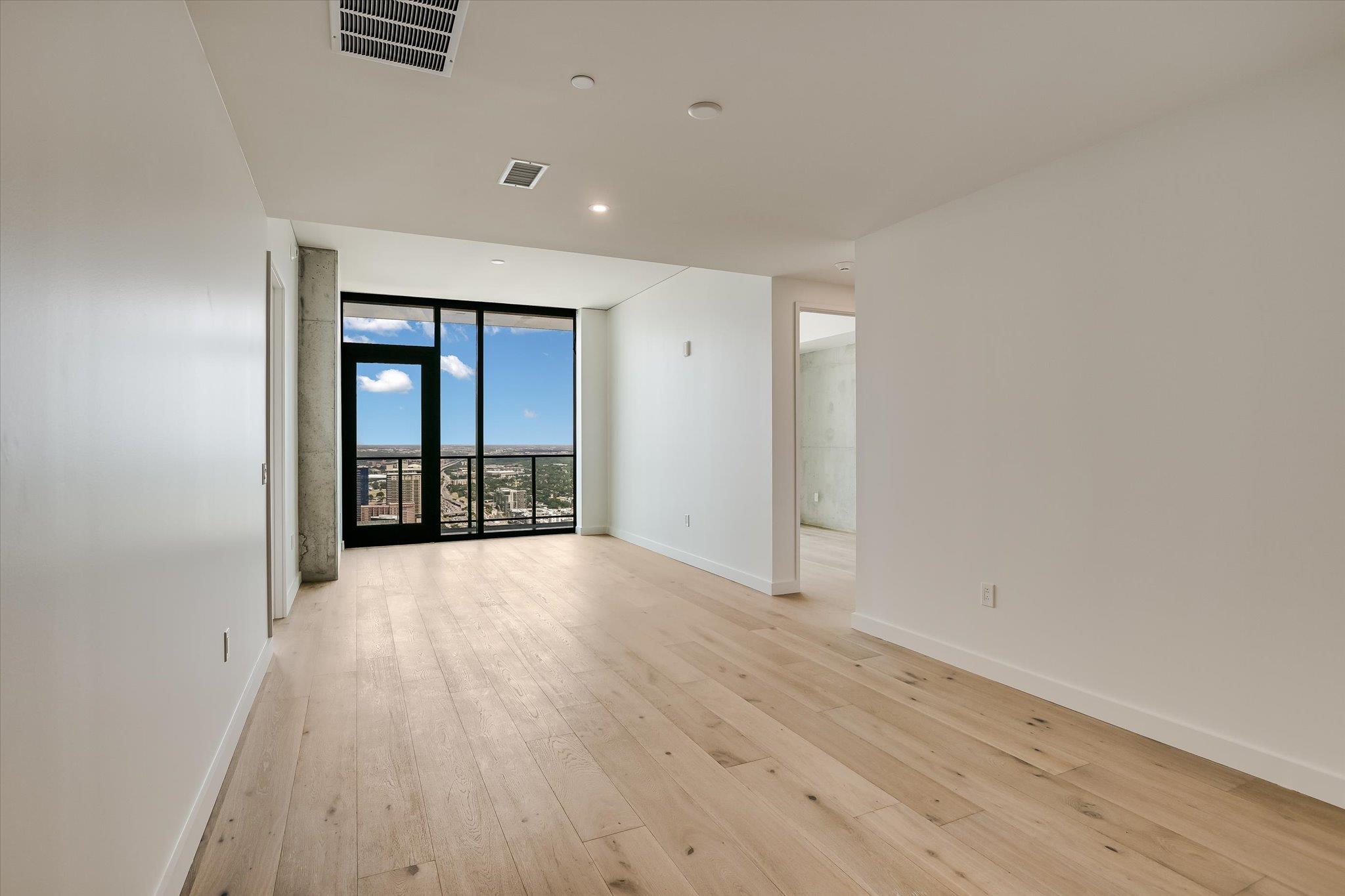 610 Davis St #4704 photo 11