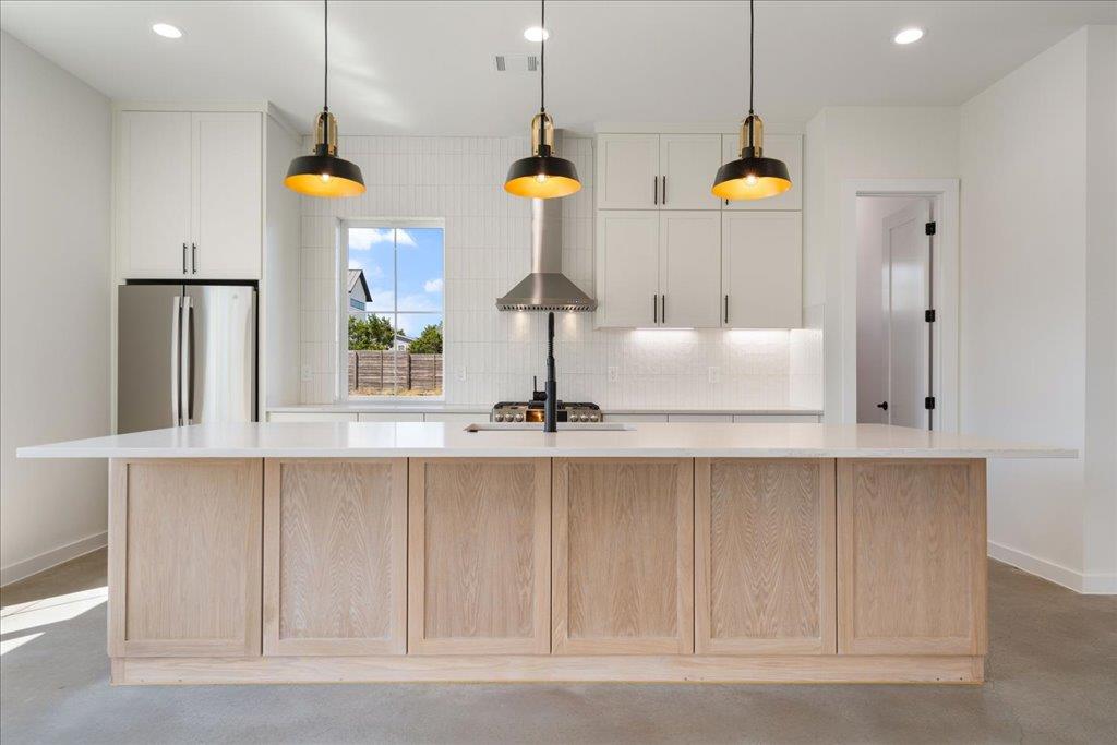 8609 Nina Ln photo 7