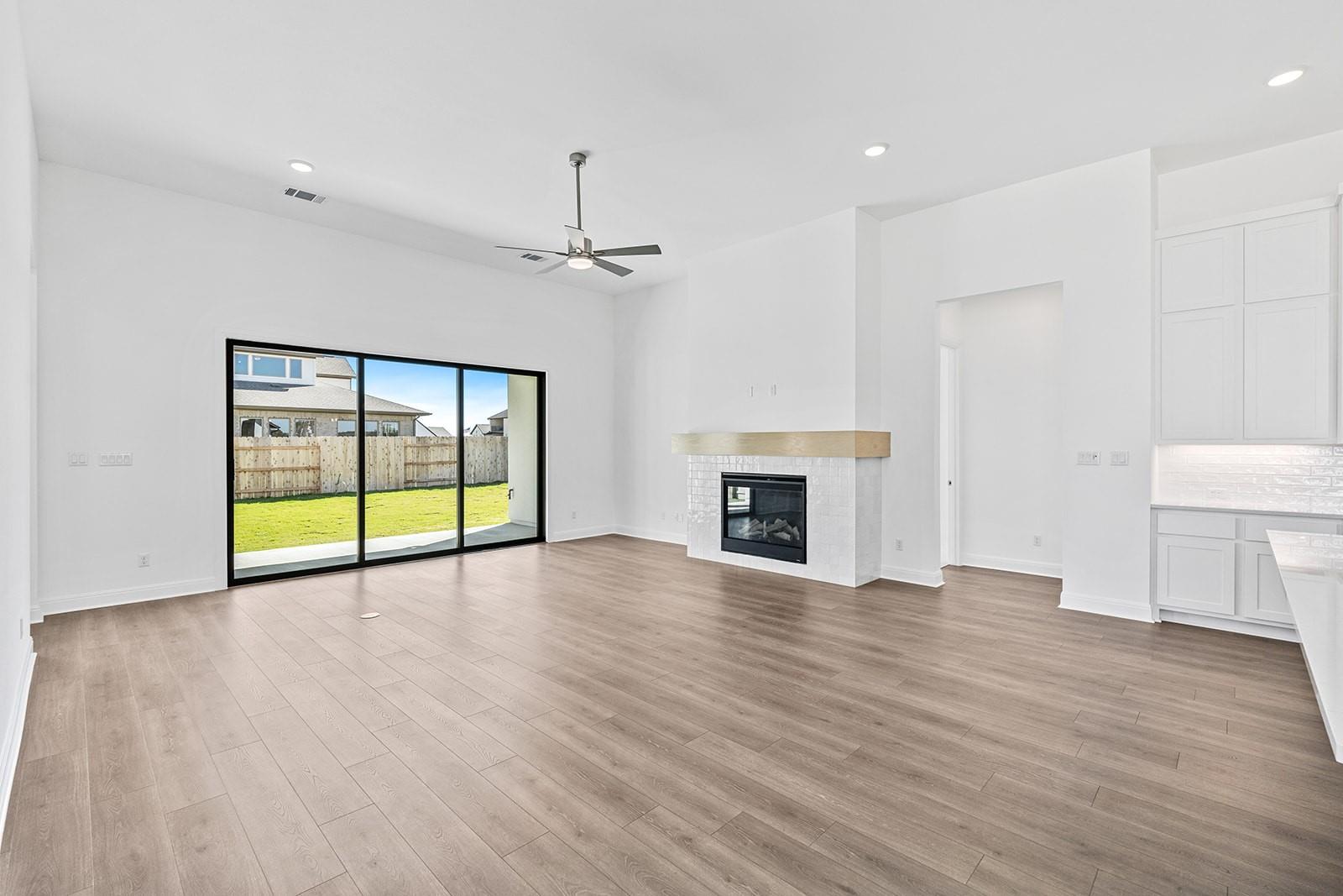 116 Uphill Dr photo 8