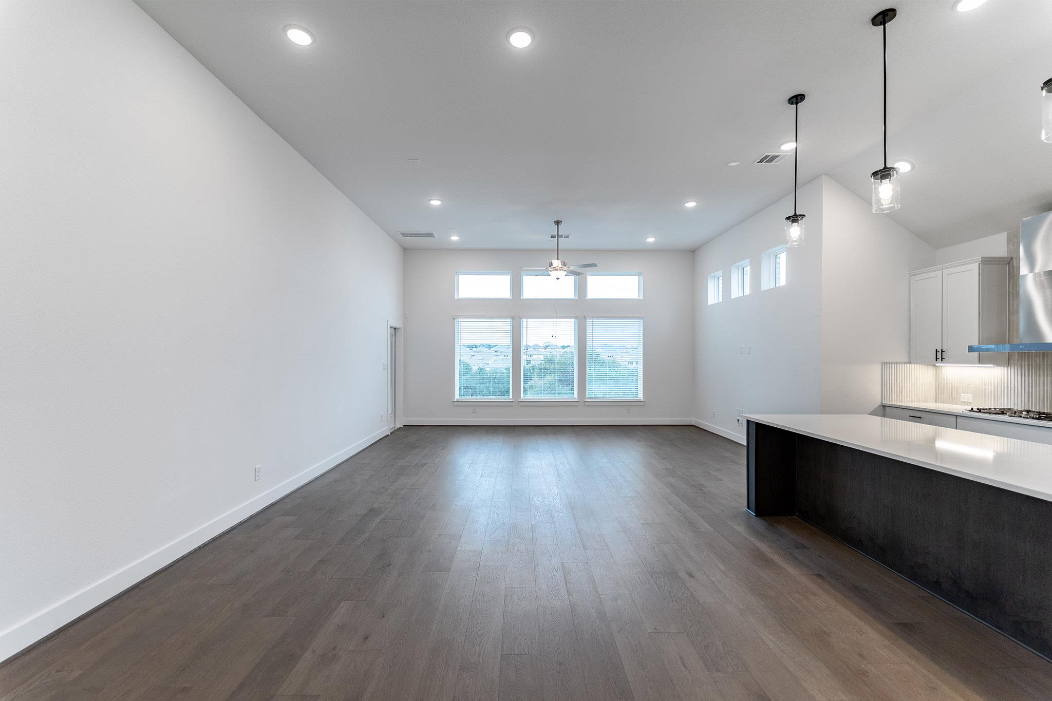 209 Joy Ln photo 7