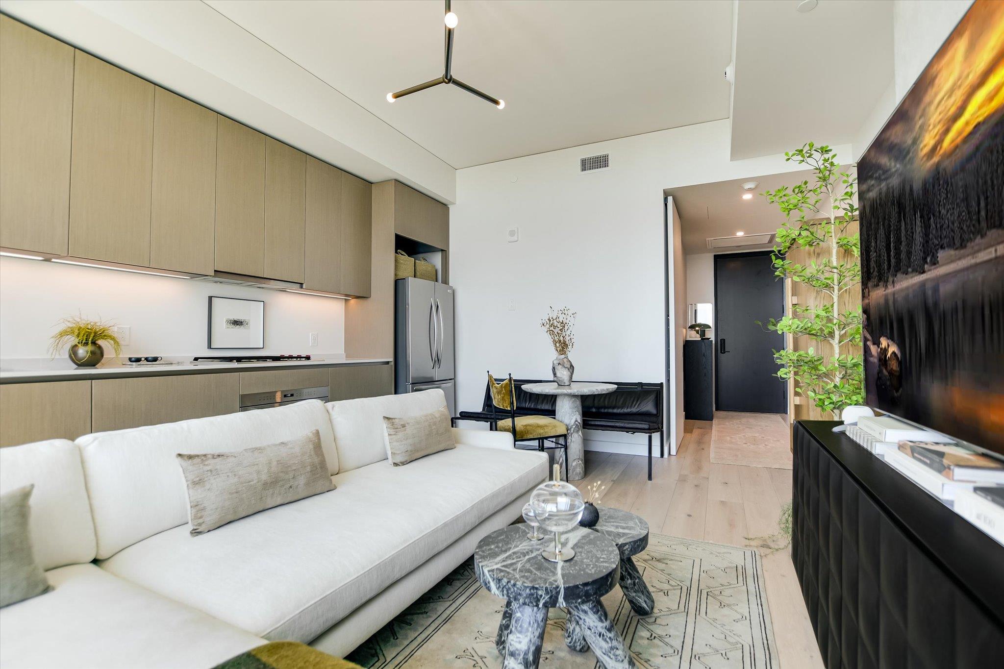 610 Davis St #2607 photo 4