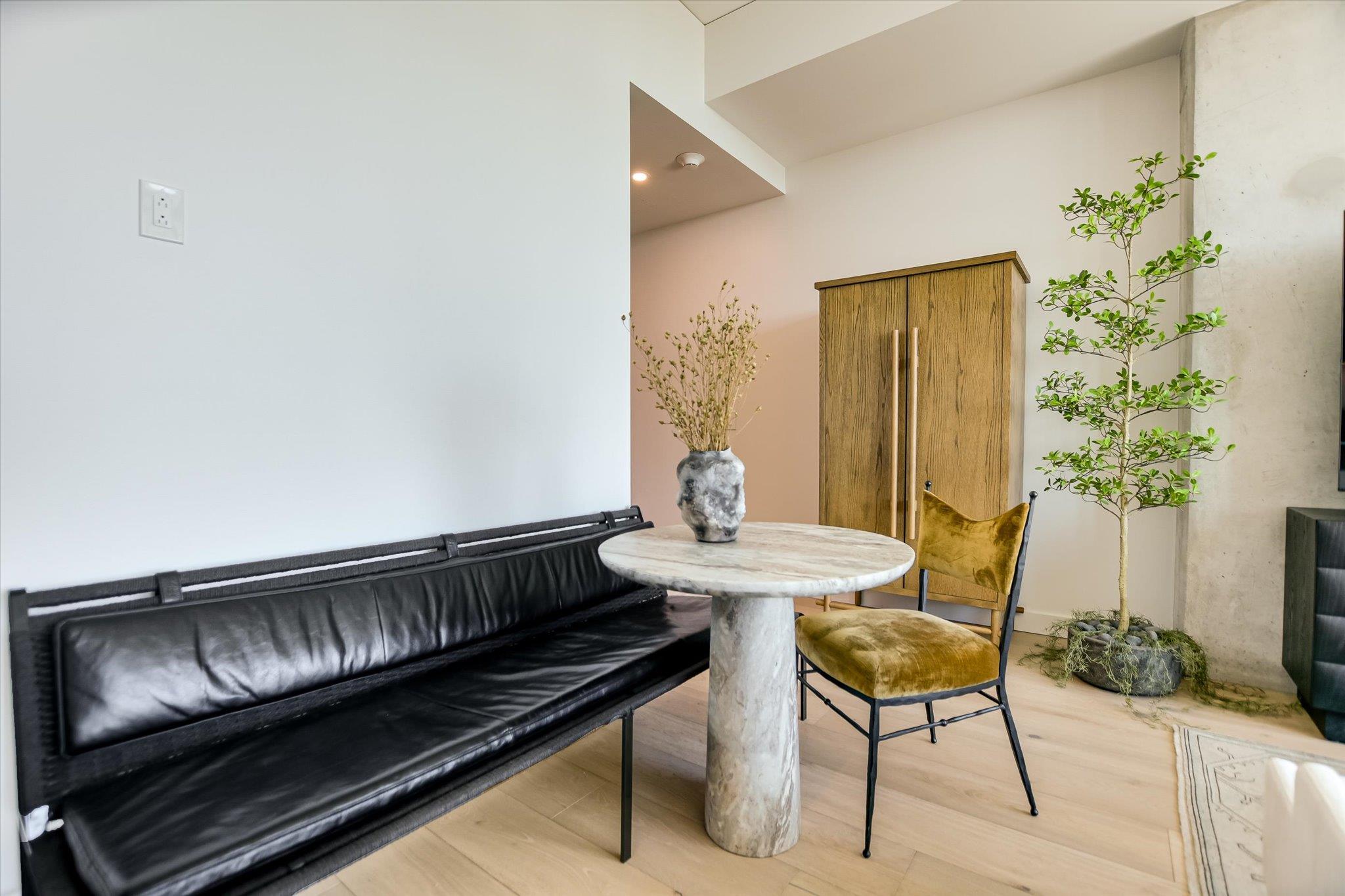 610 Davis St #2607 photo 5