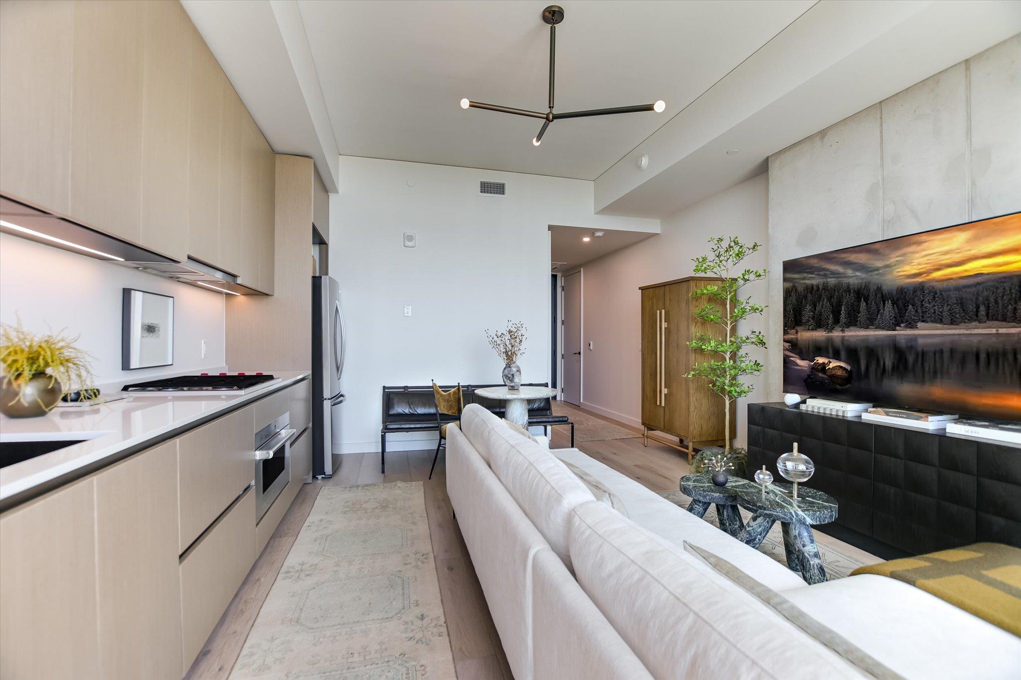 610 Davis St #2607 photo 7