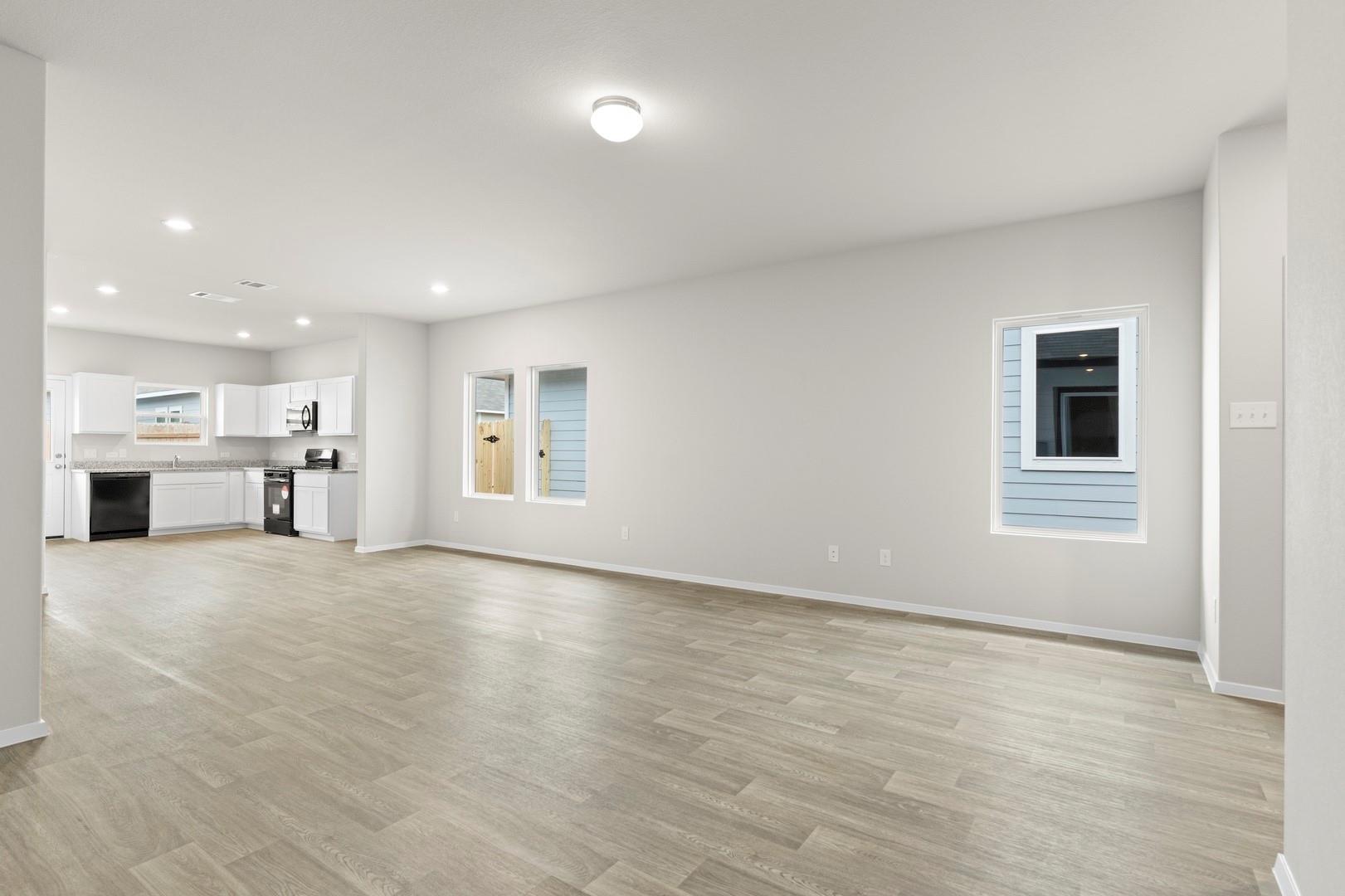 348 Jade St photo 12