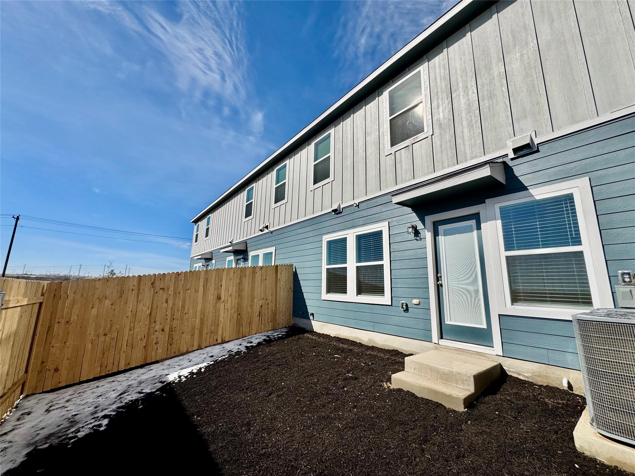 12811 Summer Village Dr photo 5