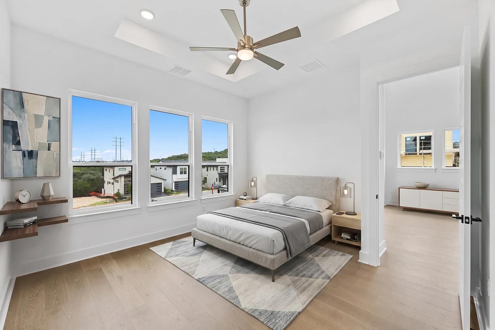 112 Pennybacker Ln photo 6