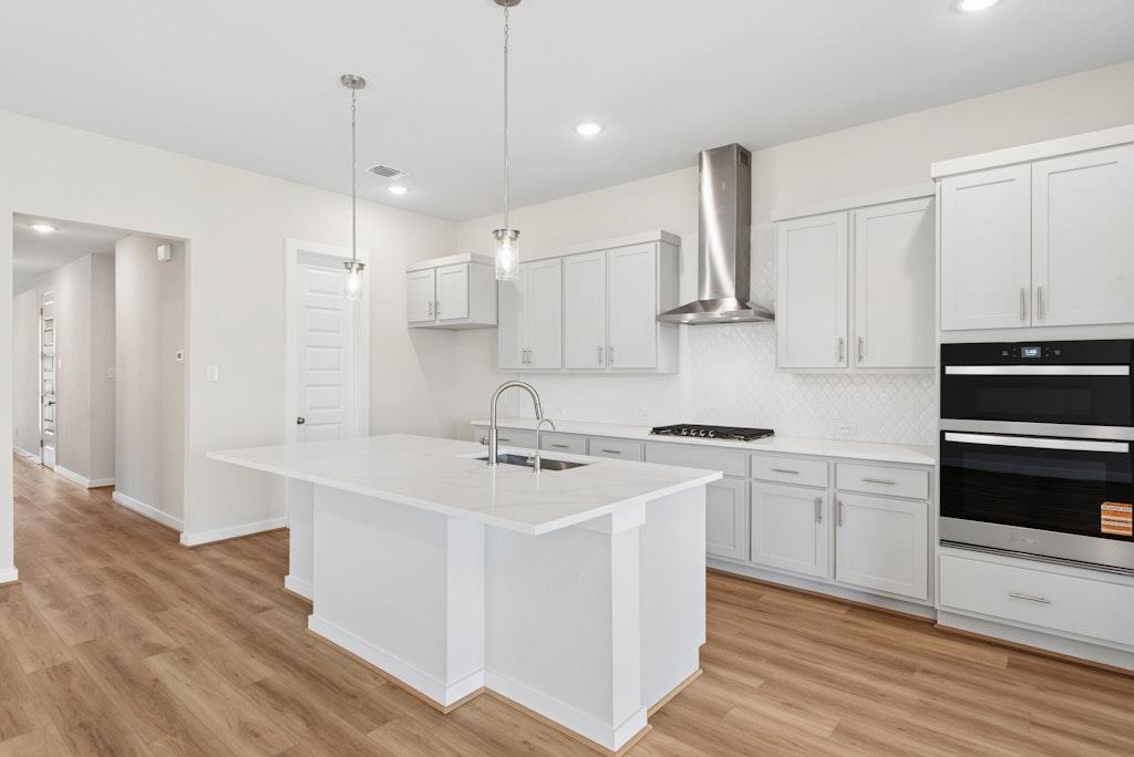 113 Cintilar St photo 4