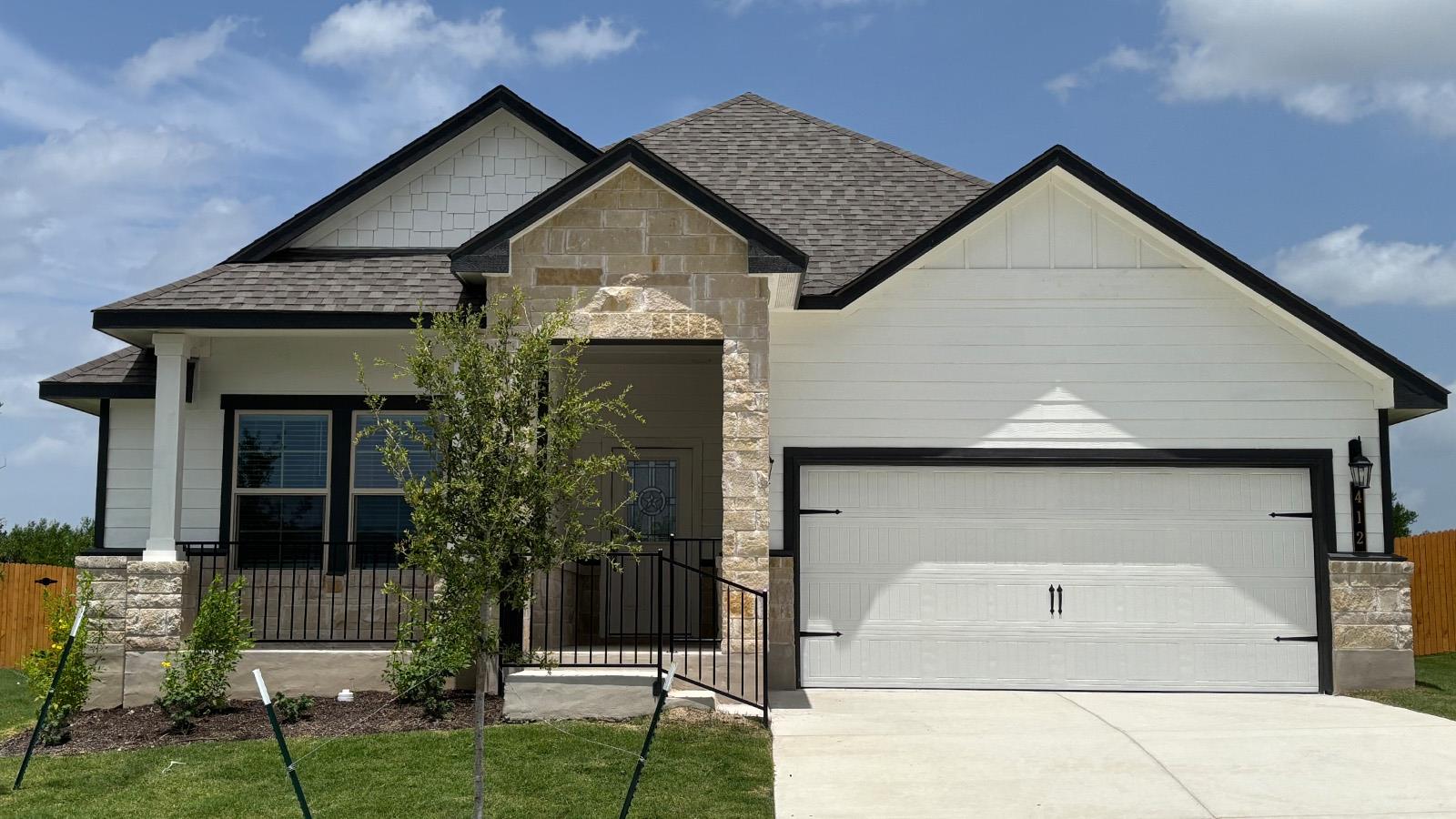 412 Creekfall Rd