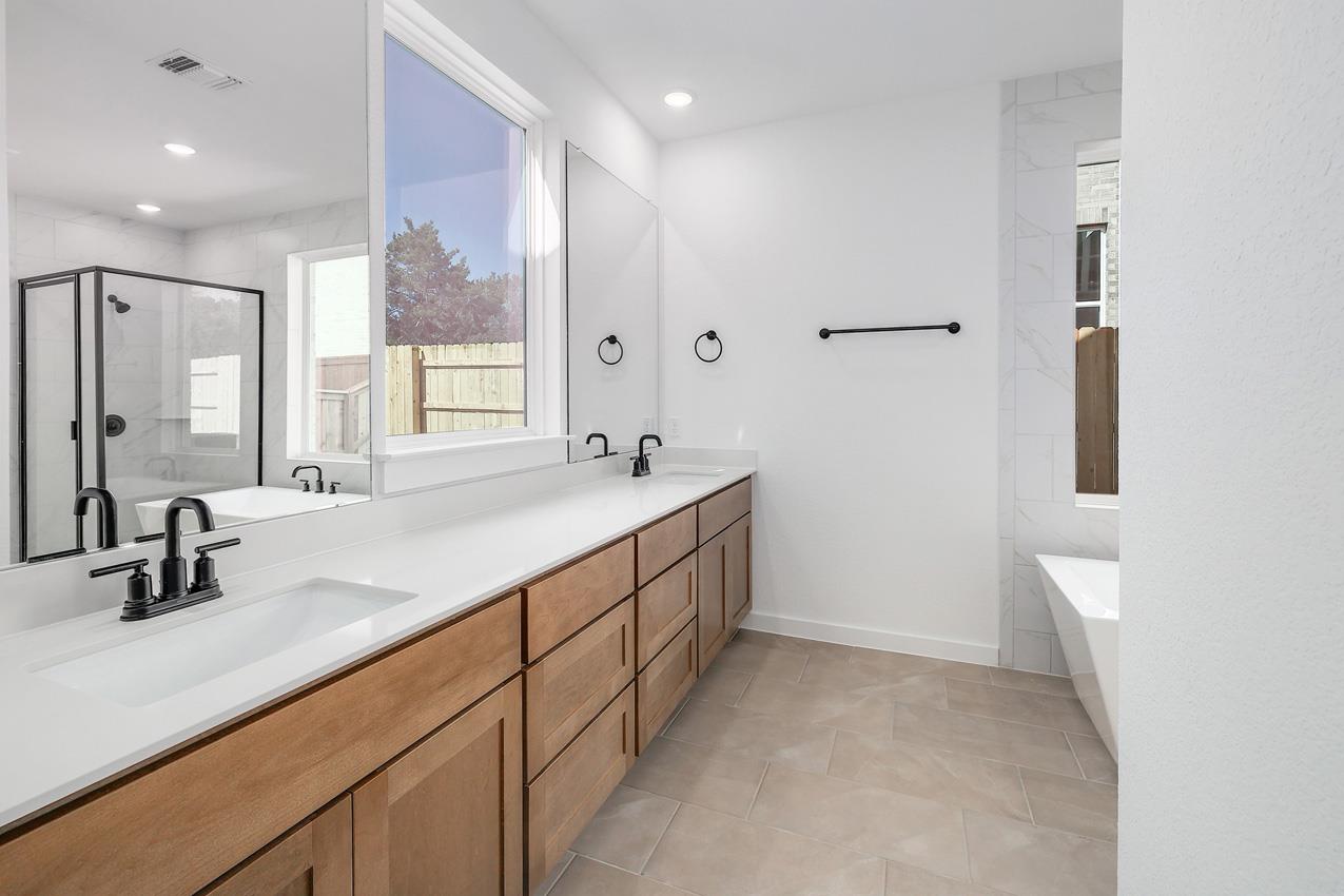 217 Luttrell Ln photo 7