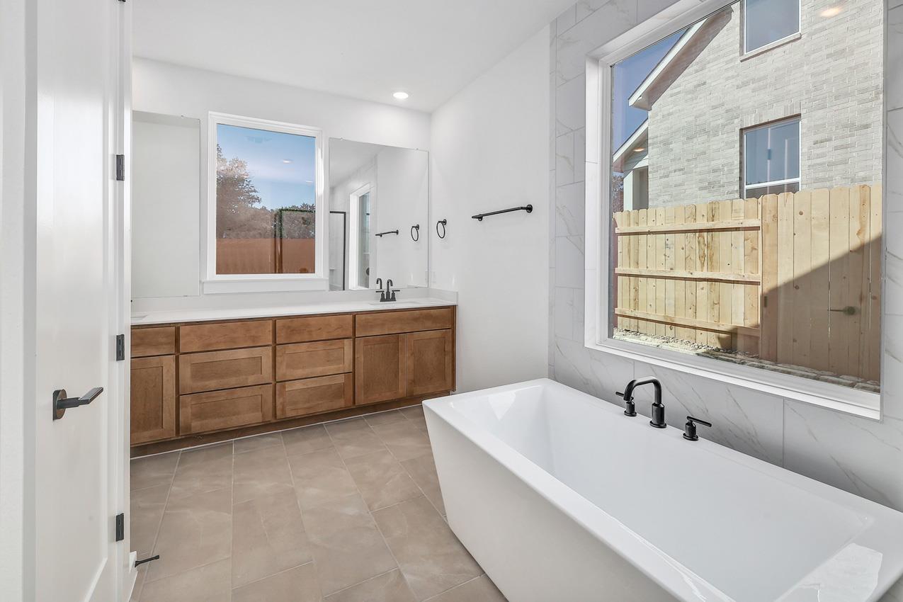 217 Luttrell Ln photo 8