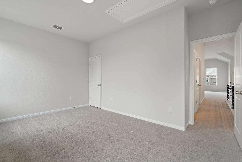 1504 Corsac Way photo 6