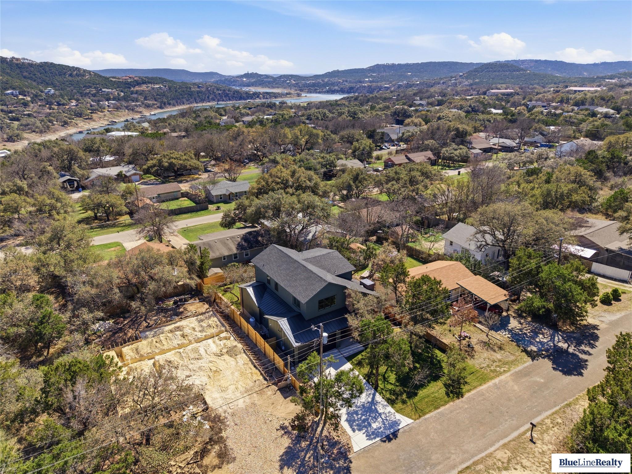 18305 Lake Oaks Dr photo 3