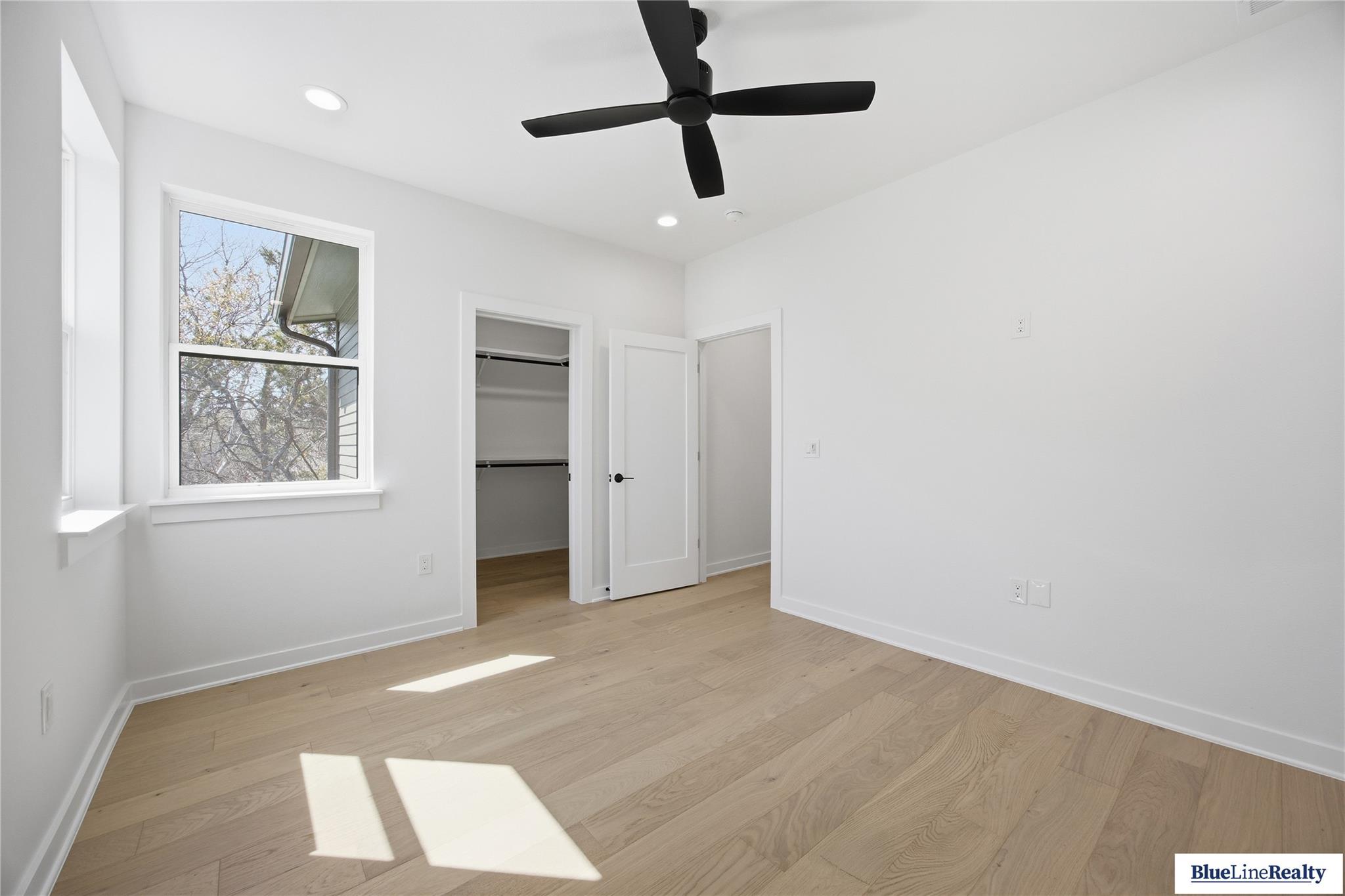 18305 Lake Oaks Dr photo 8