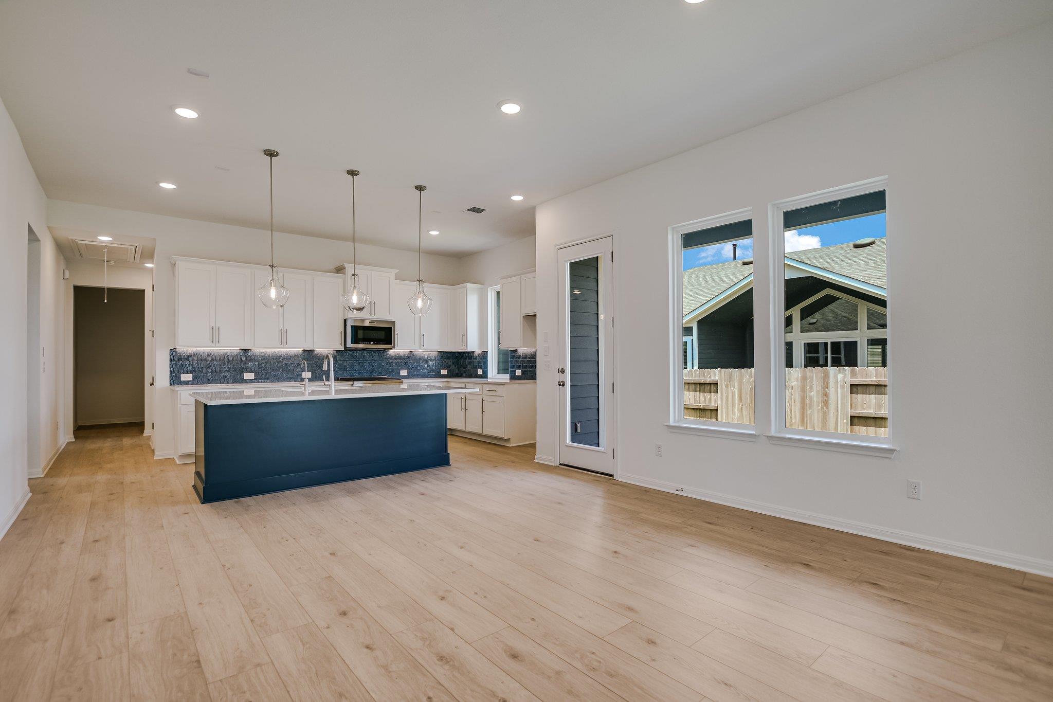 8519 Dongan Dr photo 10