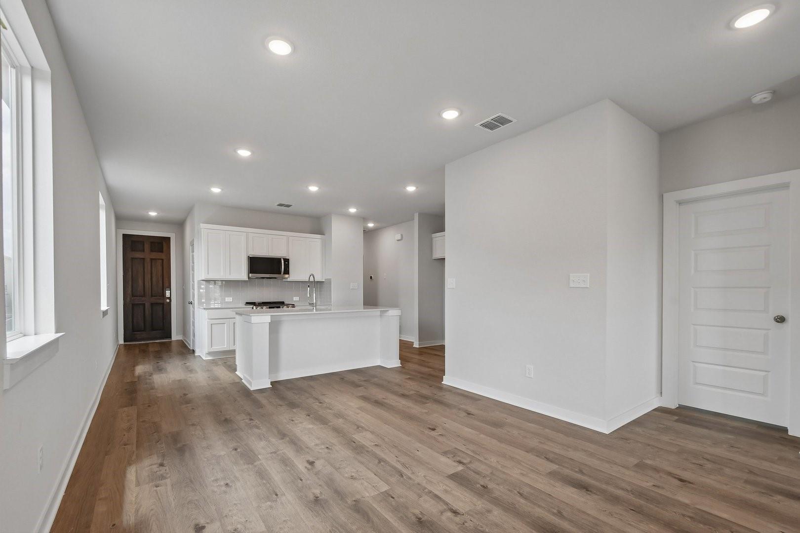 1209 Lavender Way photo 7