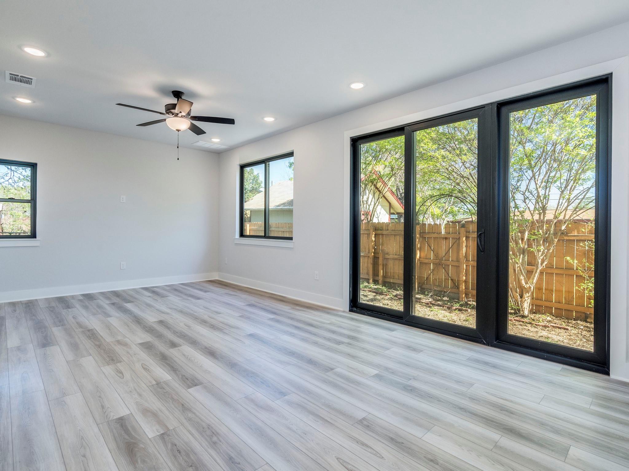 206 E Wonsley Dr #2 photo 6