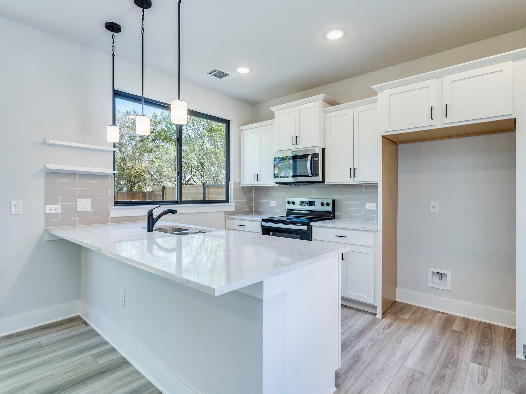 206 E Wonsley Dr #2 photo 9