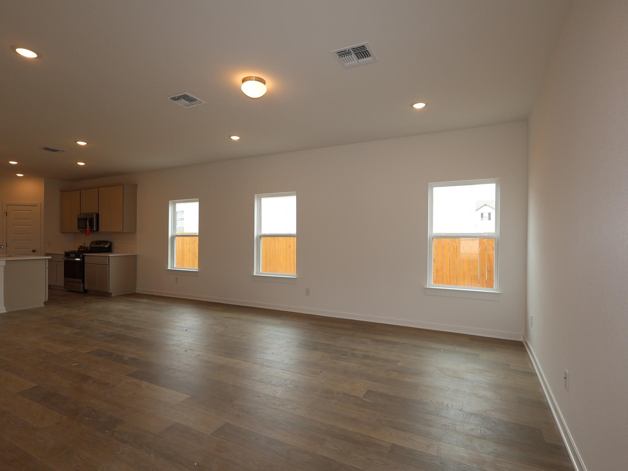 122 Heritage Forest Pkwy photo 4