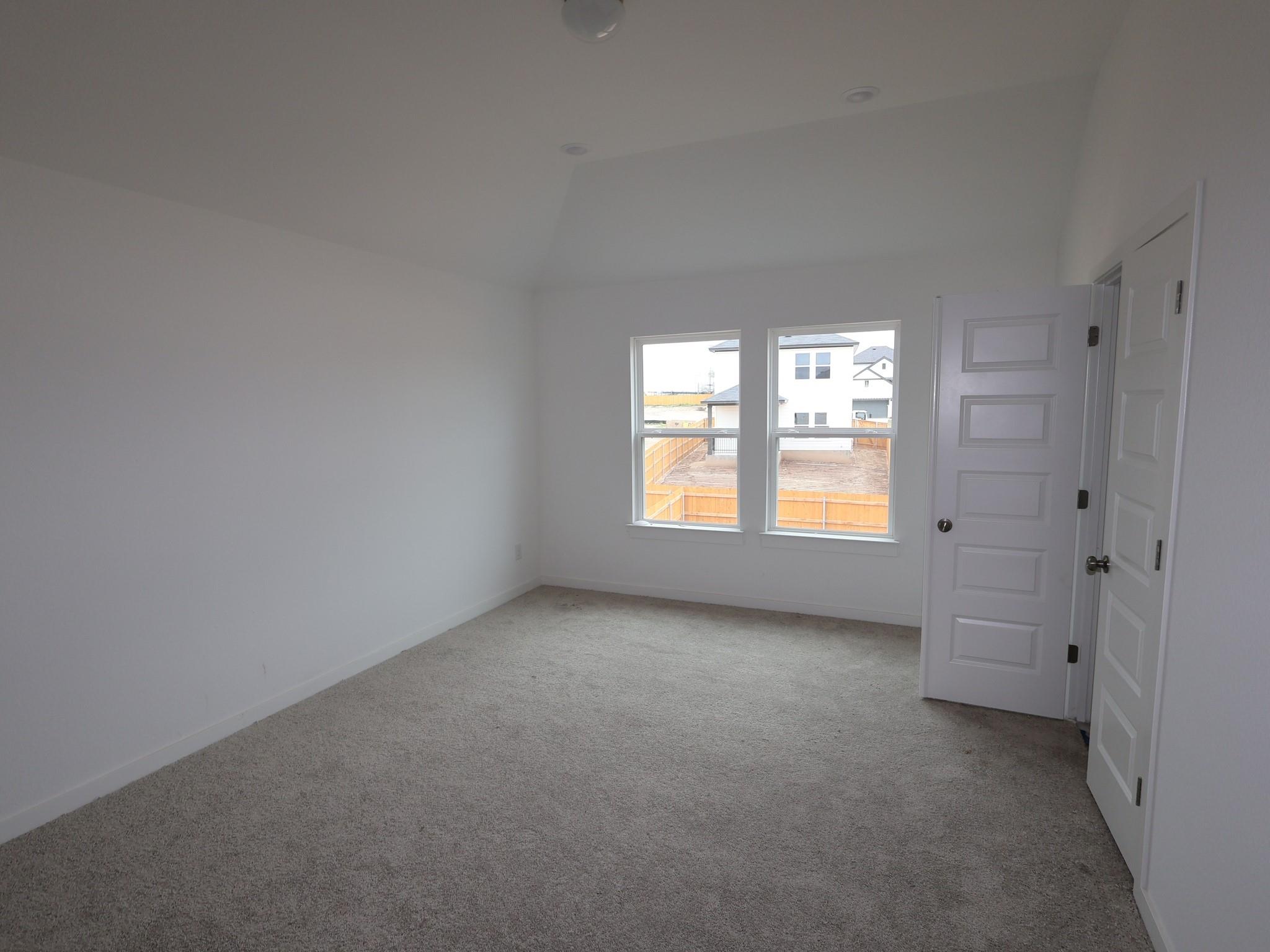 122 Heritage Forest Pkwy photo 5