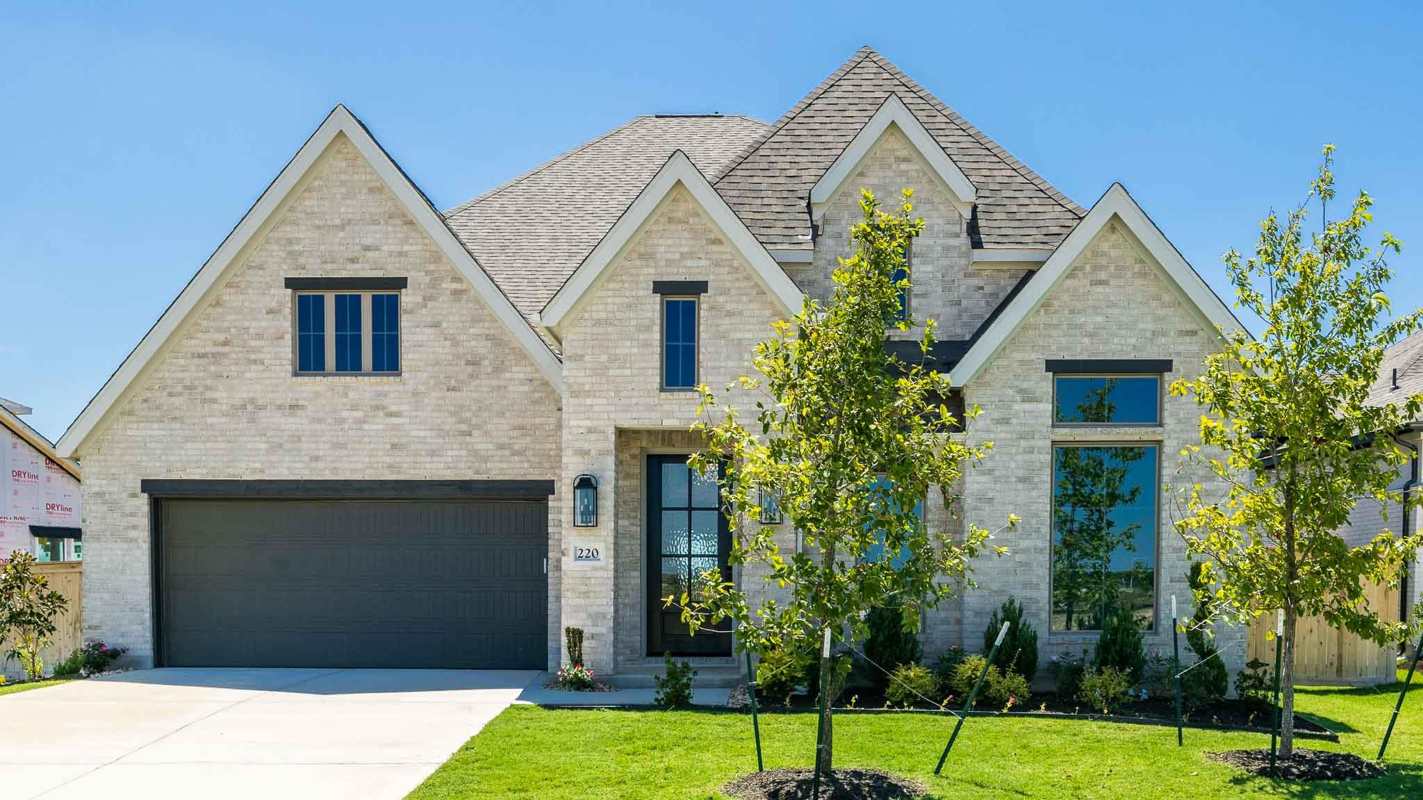 220 Snakeroot Trl