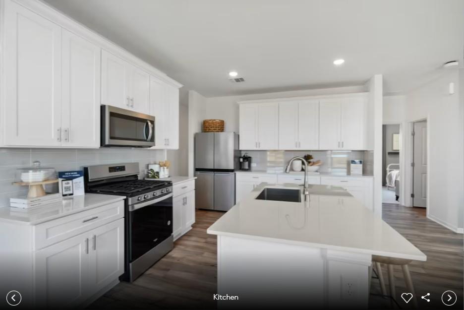 201 Adlai Ave photo 8