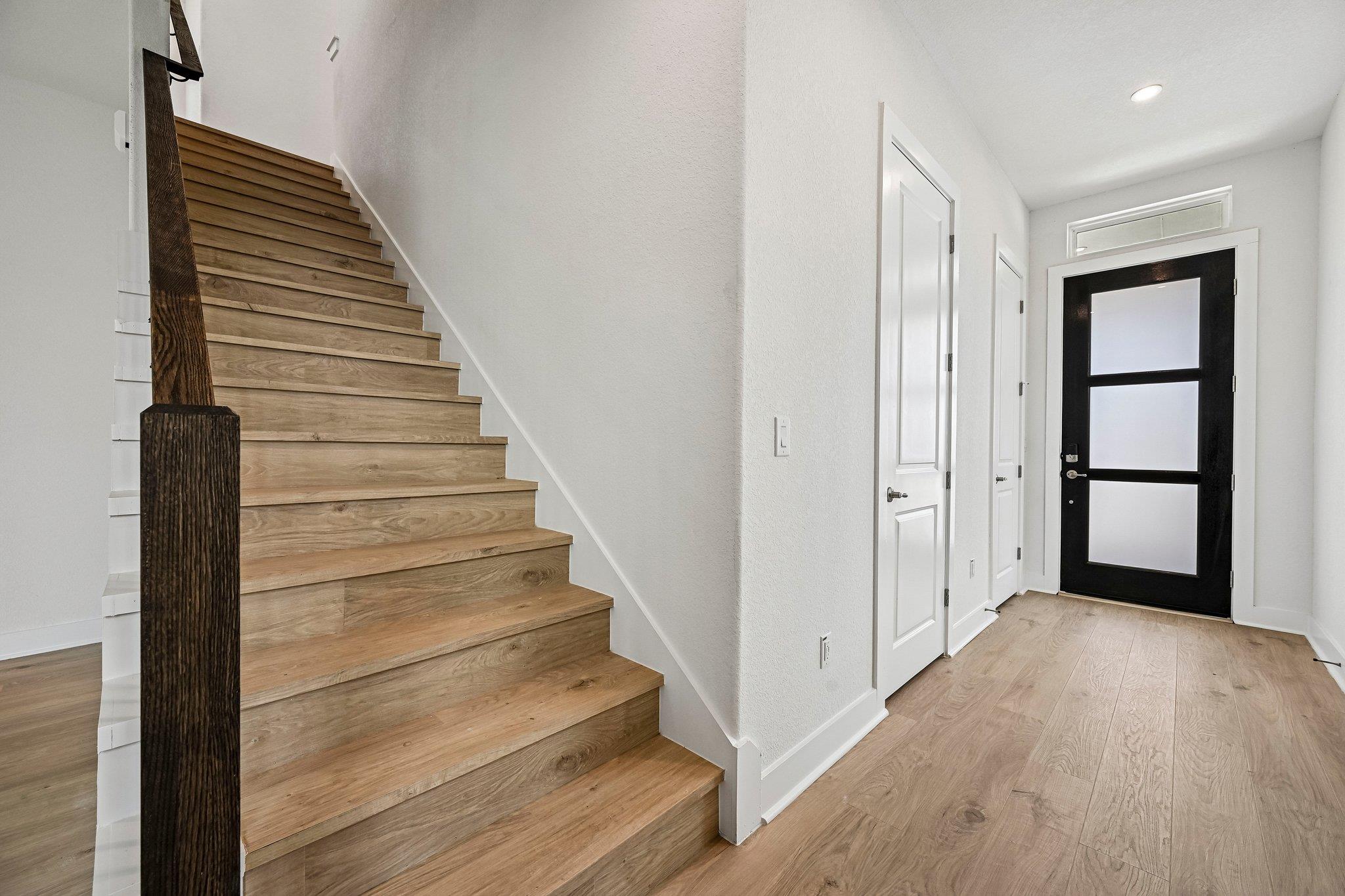 12009 Fennec Way photo 3