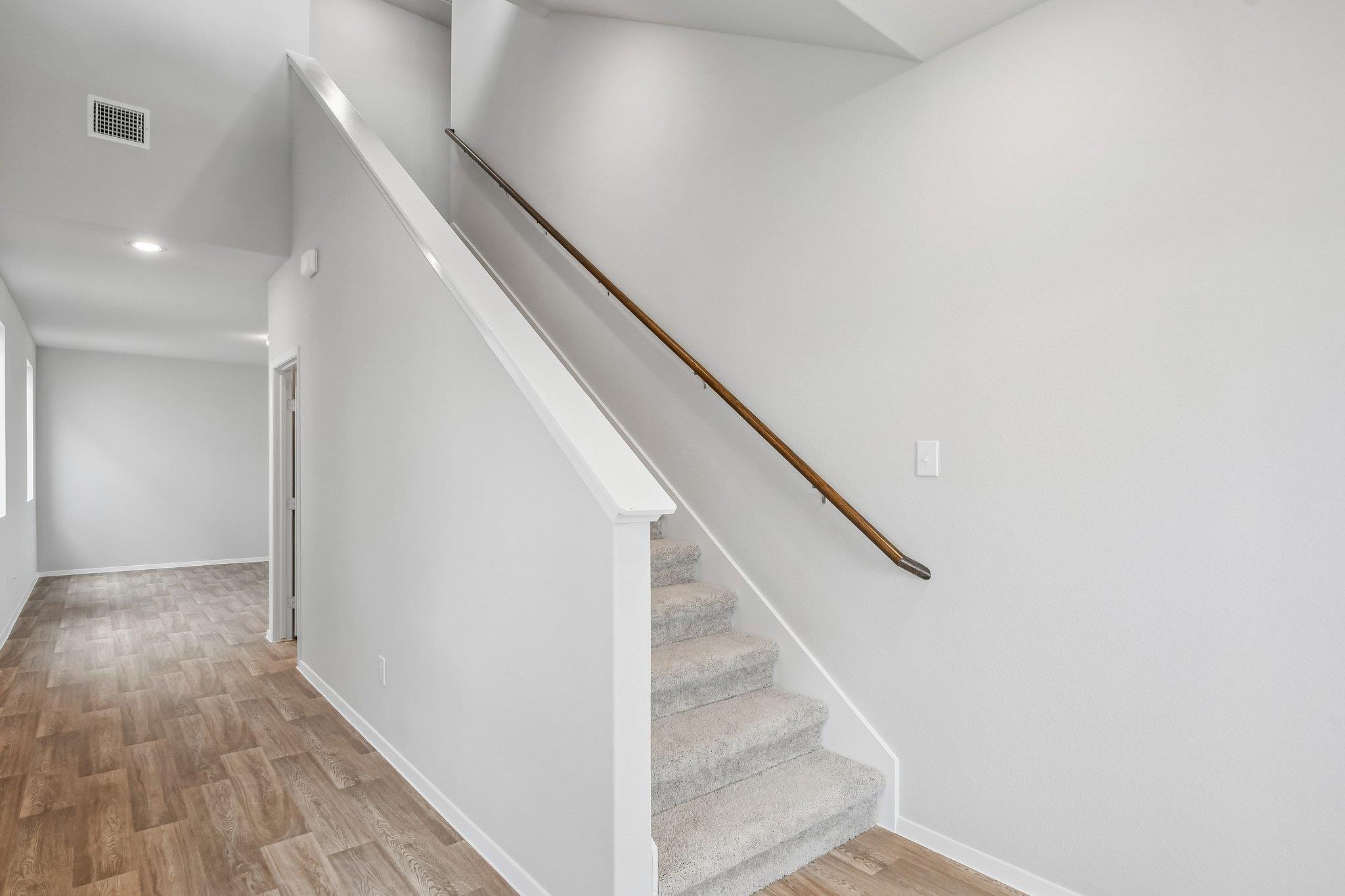 104 Adze Dr photo 5