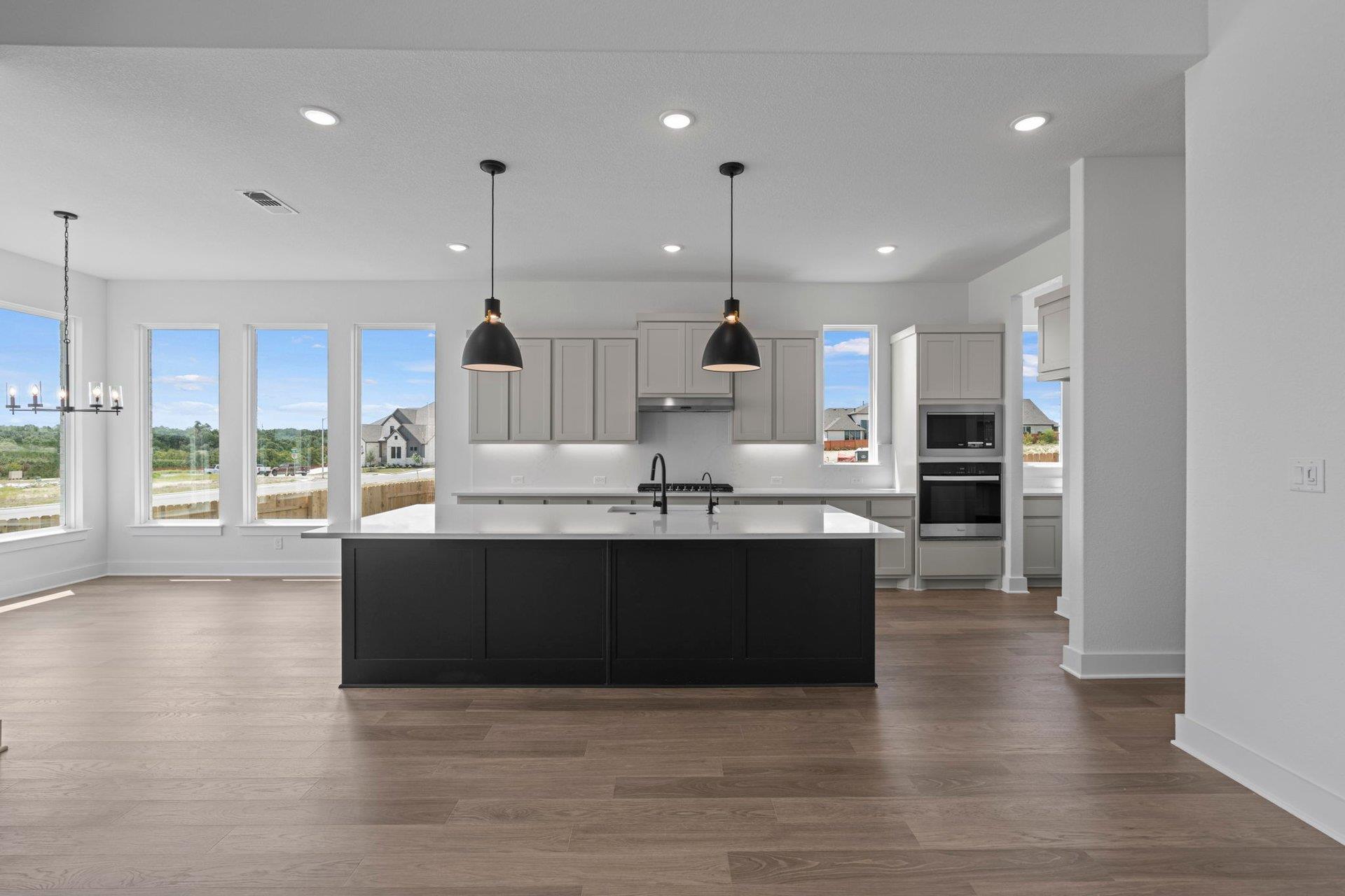 120 Clancy Dr photo 10
