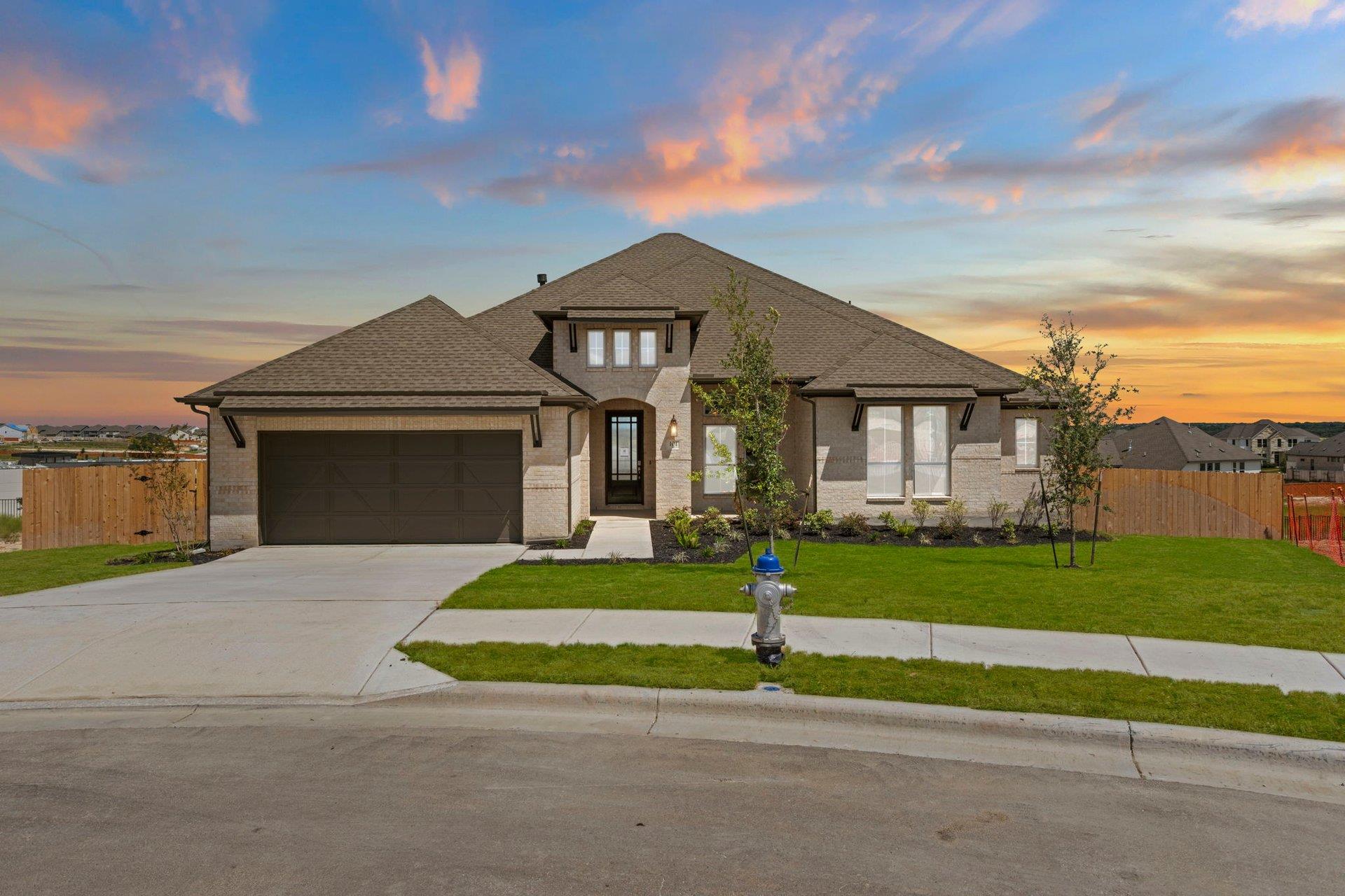 101 Uphill Dr