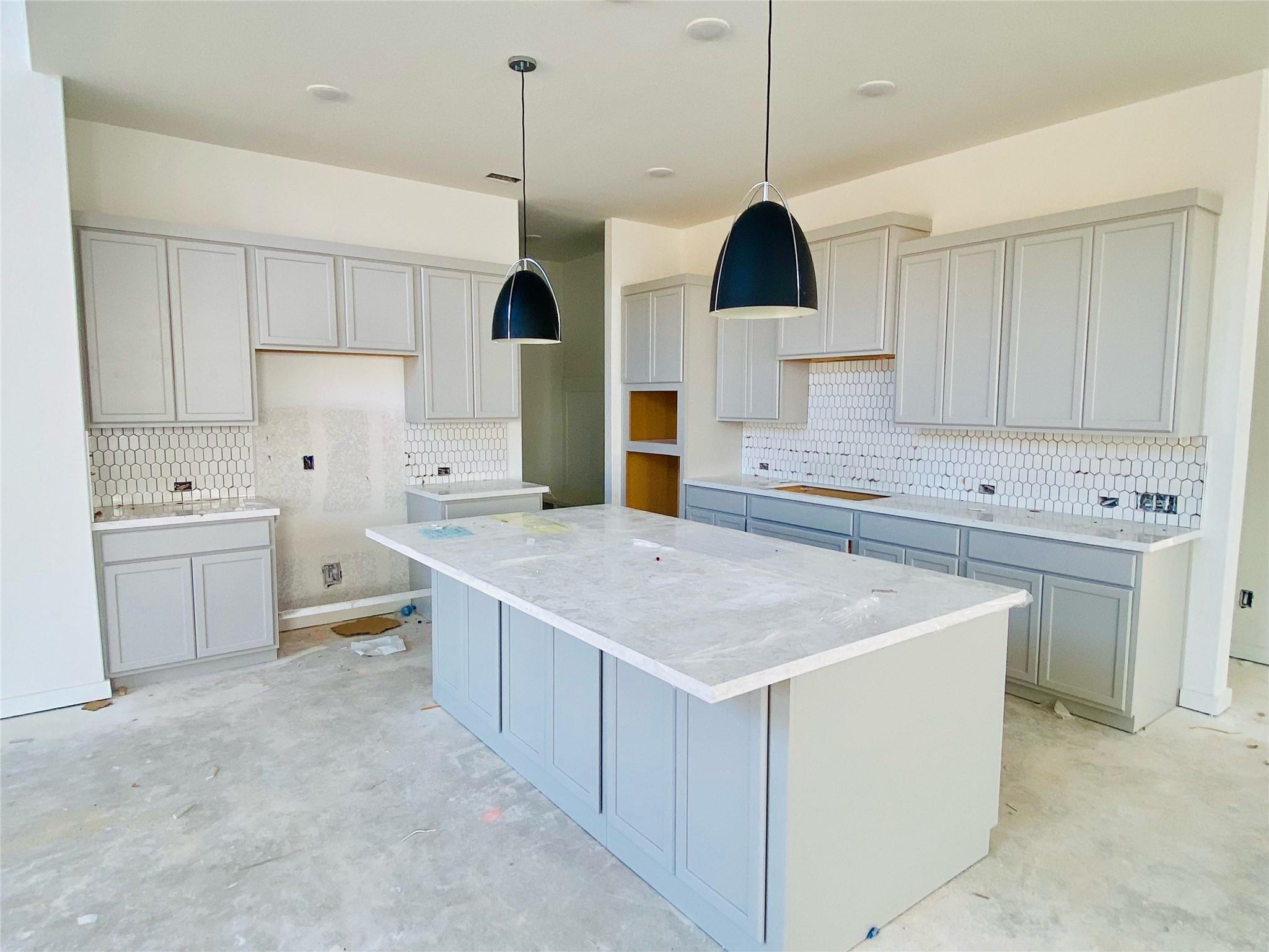 1421 Amanda Paige Dr photo 4