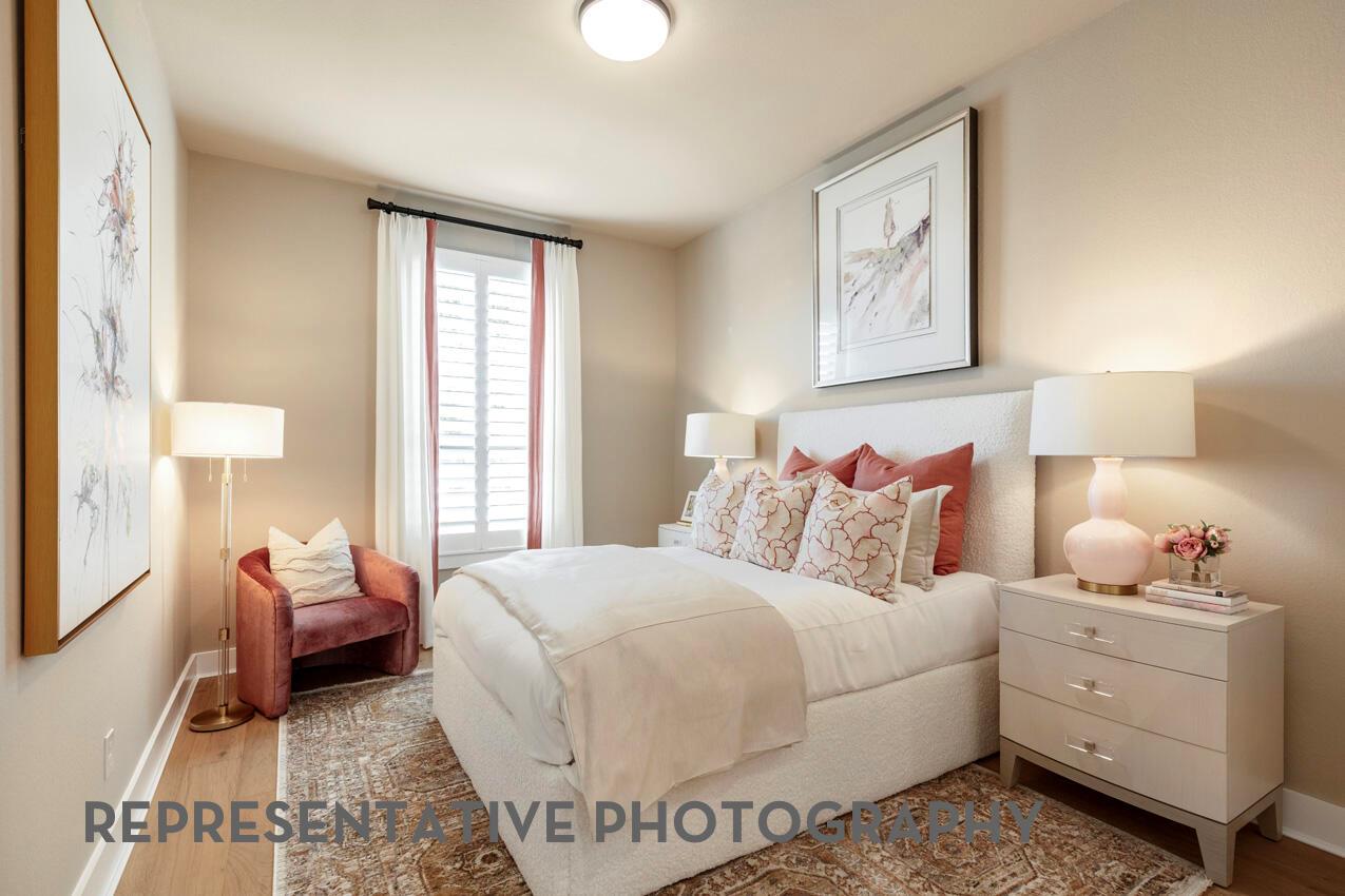 1736 Snowdrop Dr photo 11