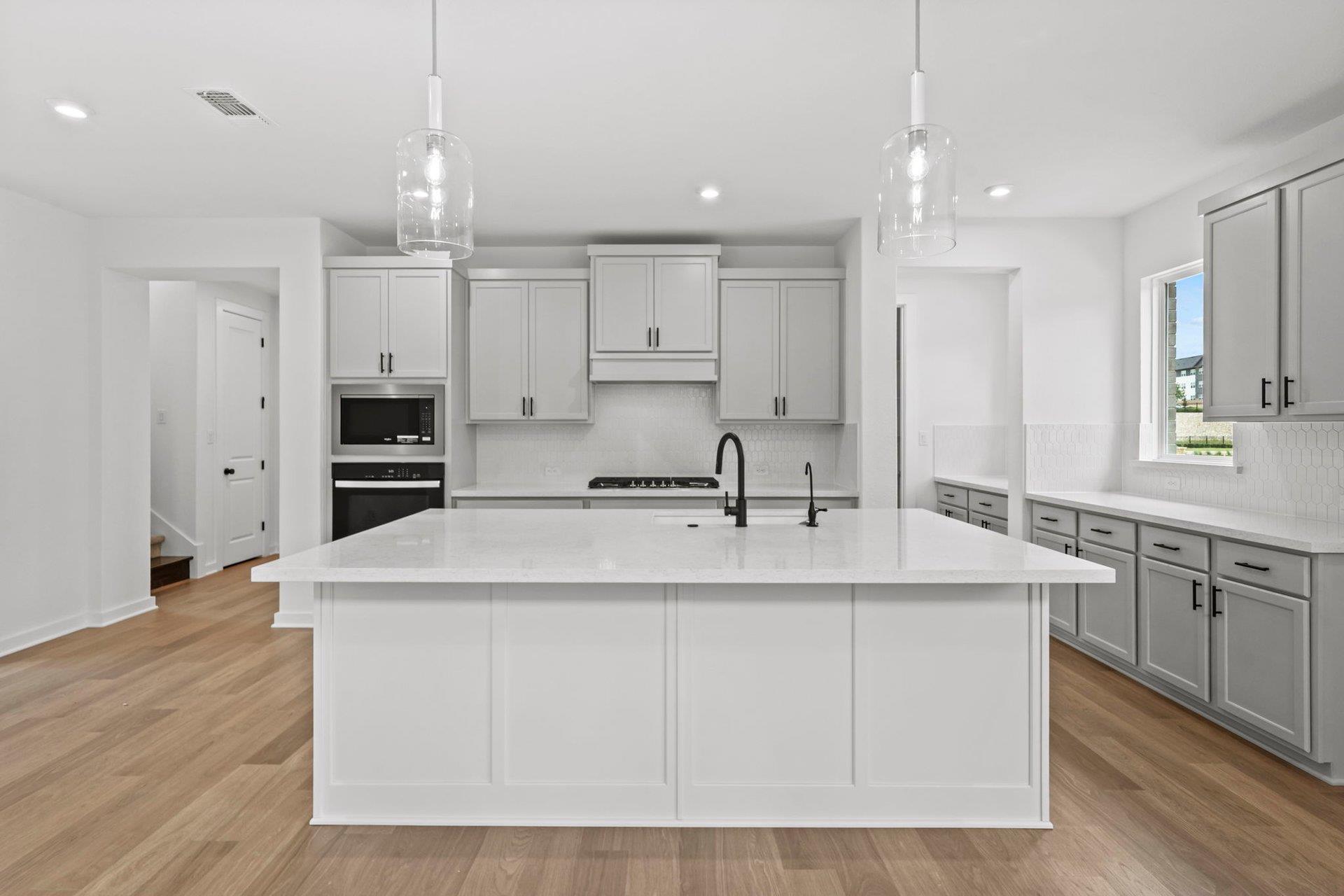 1329 White Daisy Ln photo 9