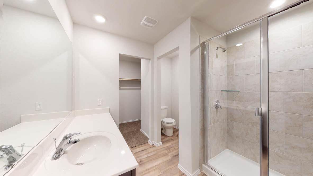 553 Hector Loop photo 11