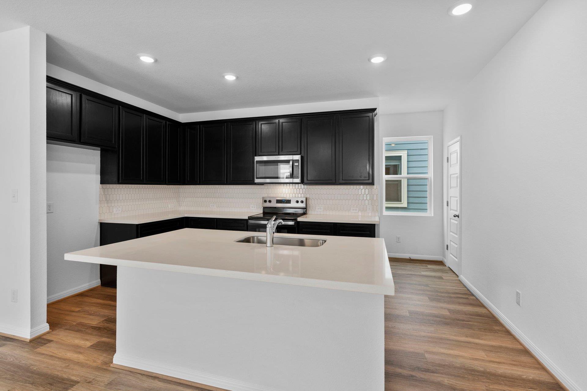 112 Cherry Blossom Ln photo 9