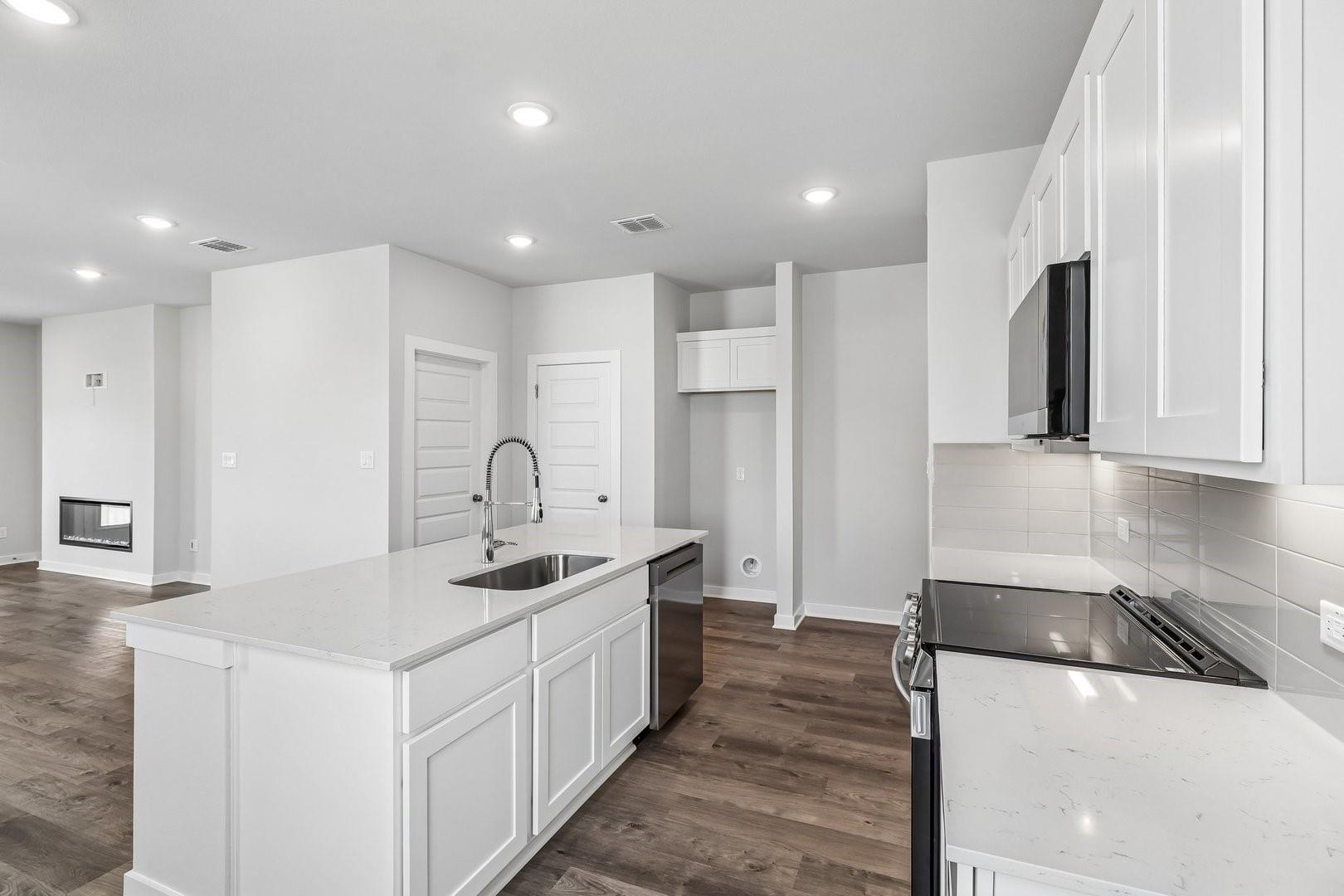 1201 Lavender Way photo 11