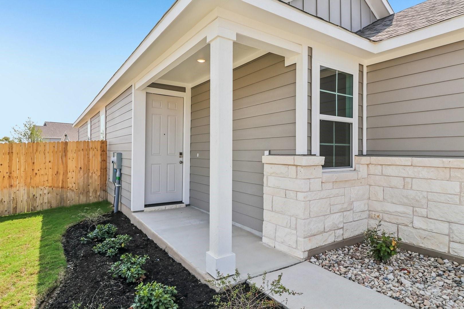 1201 Lavender Way photo 4