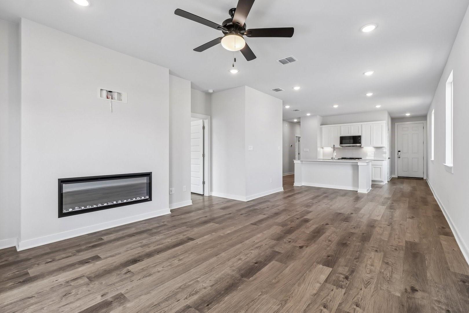 1201 Lavender Way photo 8