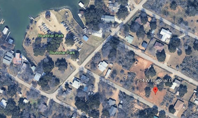 214 W Bluebriar Dr photo 4